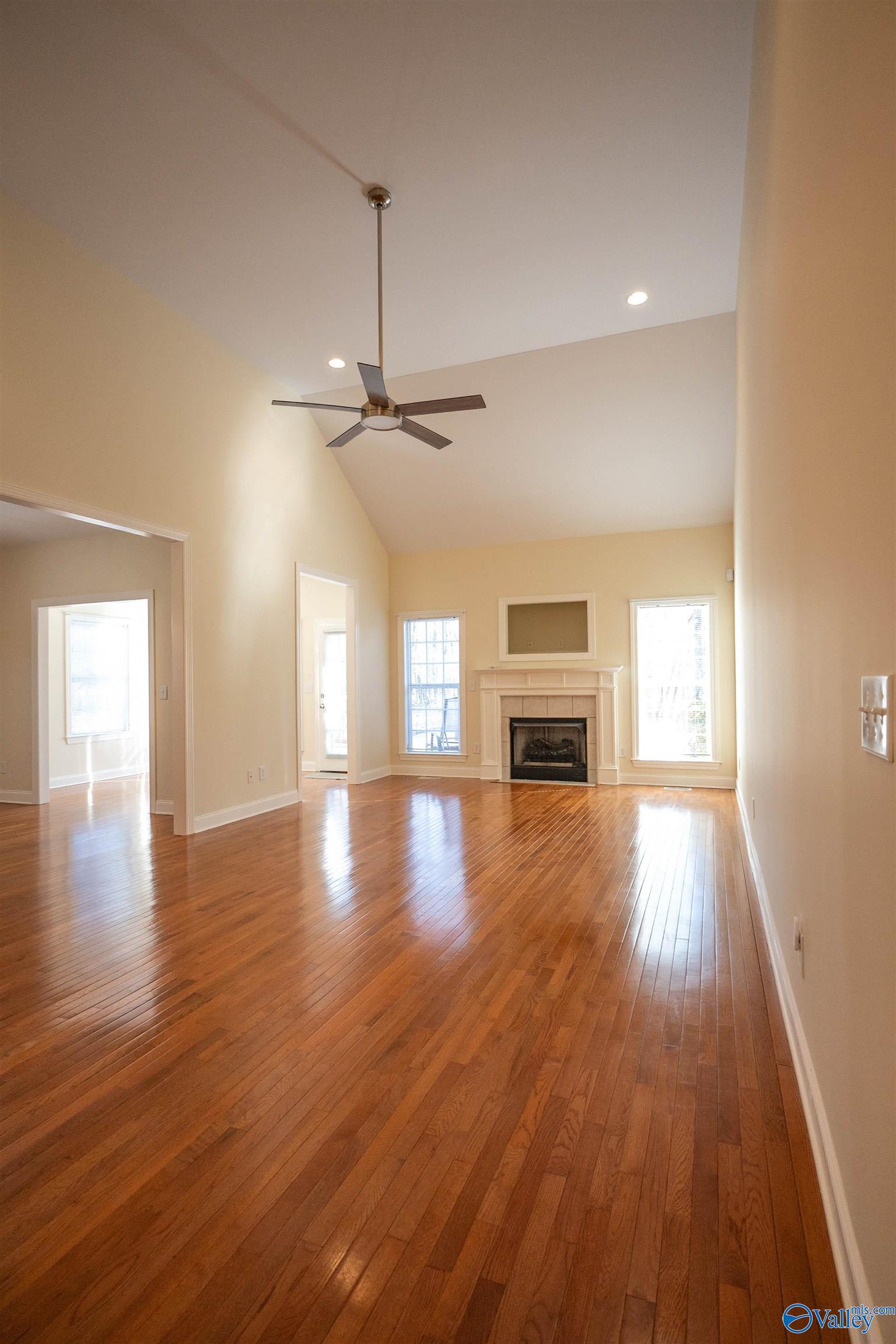 106 Whitfield Drive, Toney, Alabama image 3