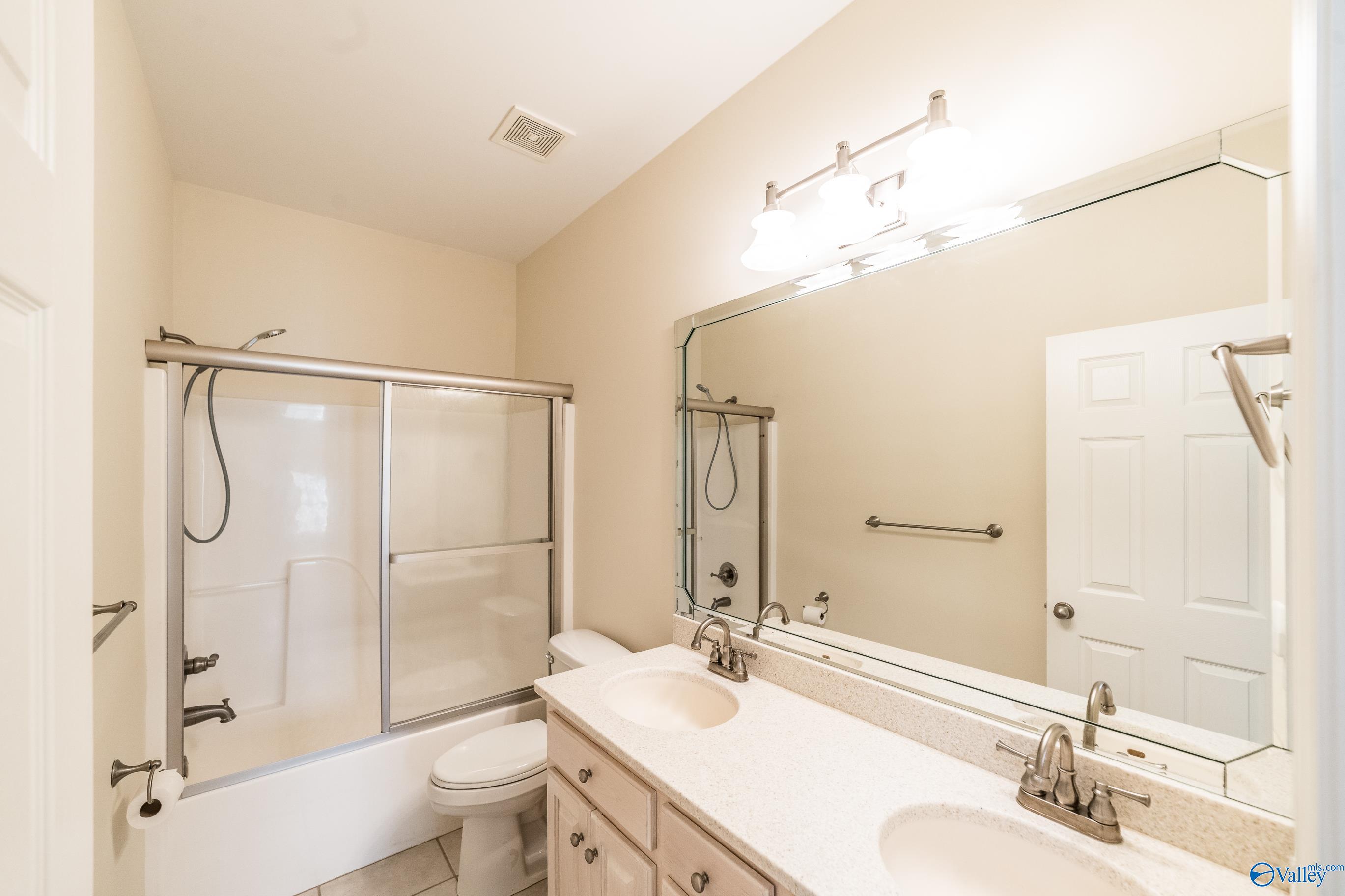 106 Whitfield Drive, Toney, Alabama image 18