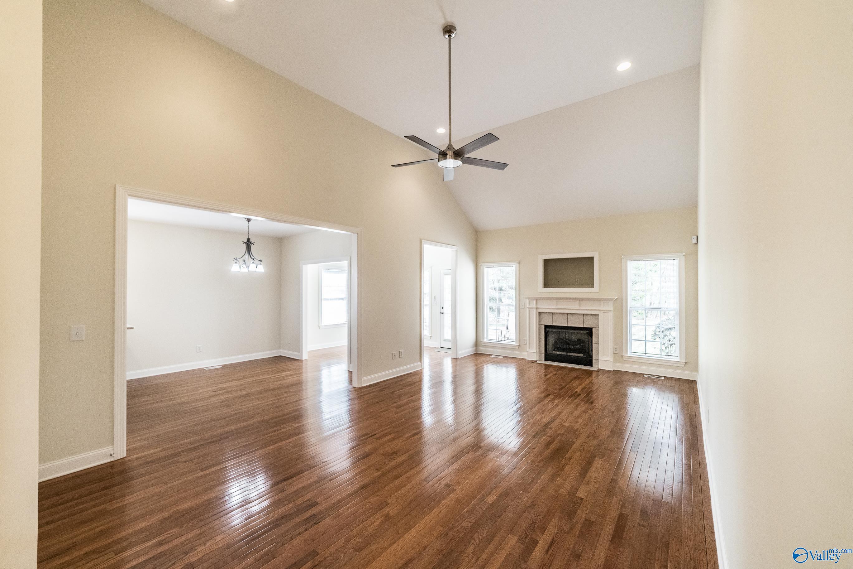 106 Whitfield Drive, Toney, Alabama image 6