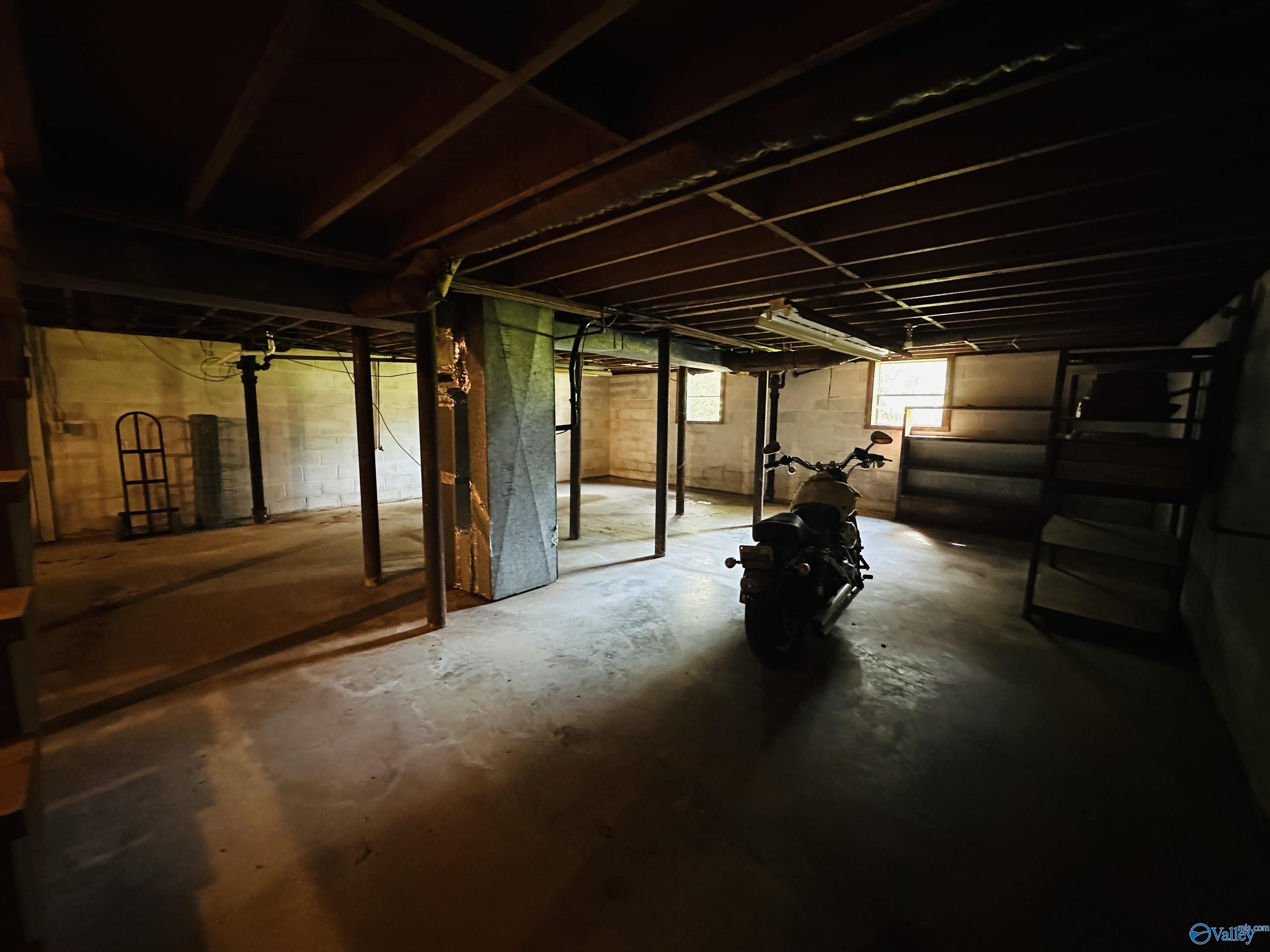 890 Fairview Drive, Arab, Alabama image 34