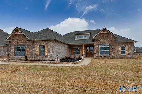 Homes For Sale - 20989 Calcutta Street<br/> Athens, AL 35611