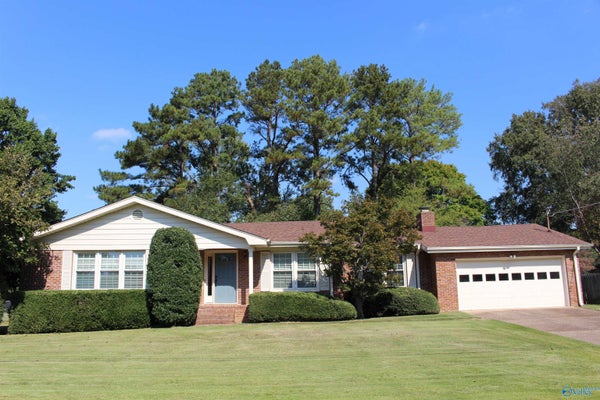 909 SAN RAMON AVE SE, HUNTSVILLE, AL 35802 - Image 2d5e22be323588f3475c7faabe48002b/3920223408