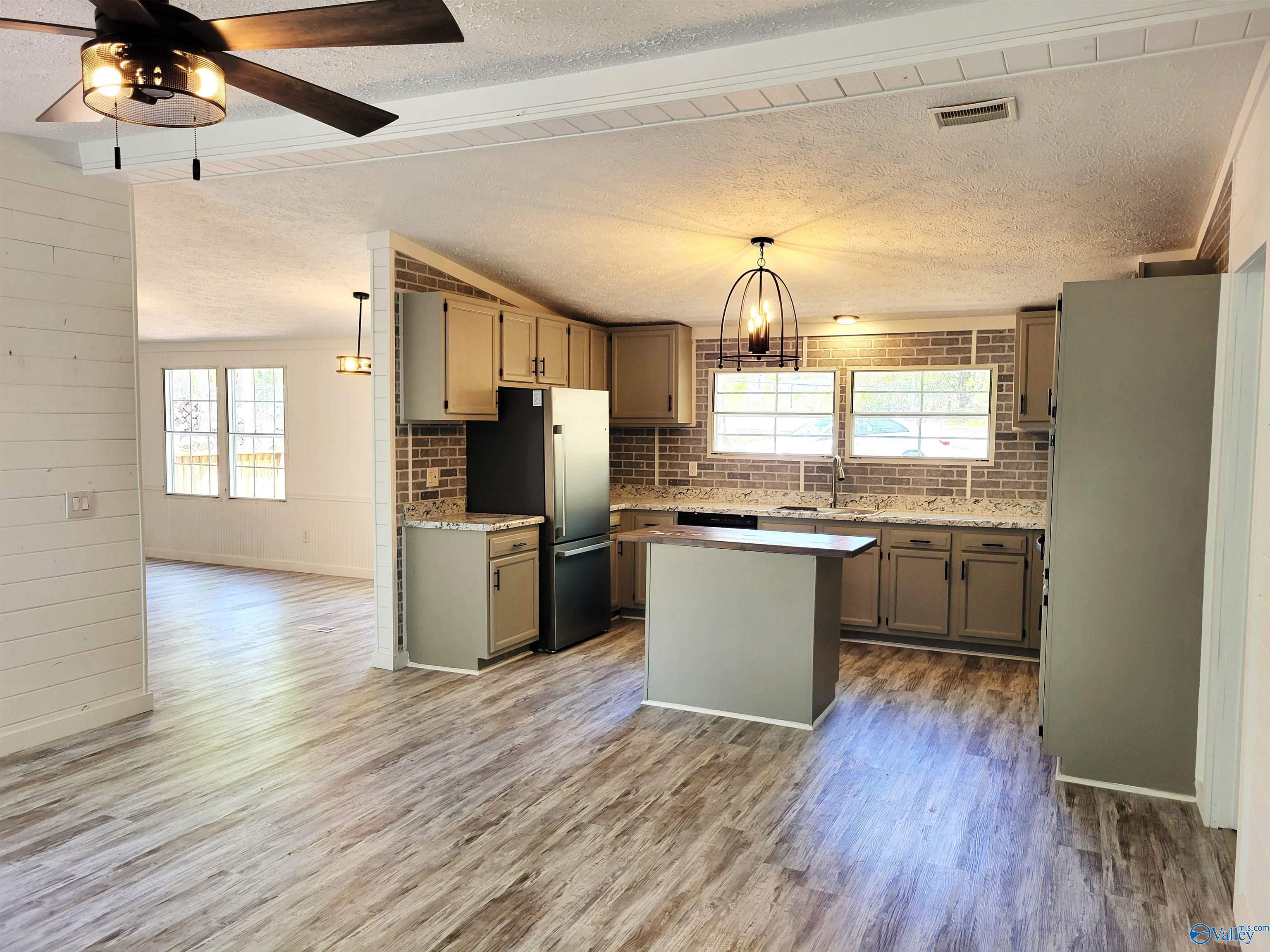 215 Dunn Street, Somerville, Alabama image 9