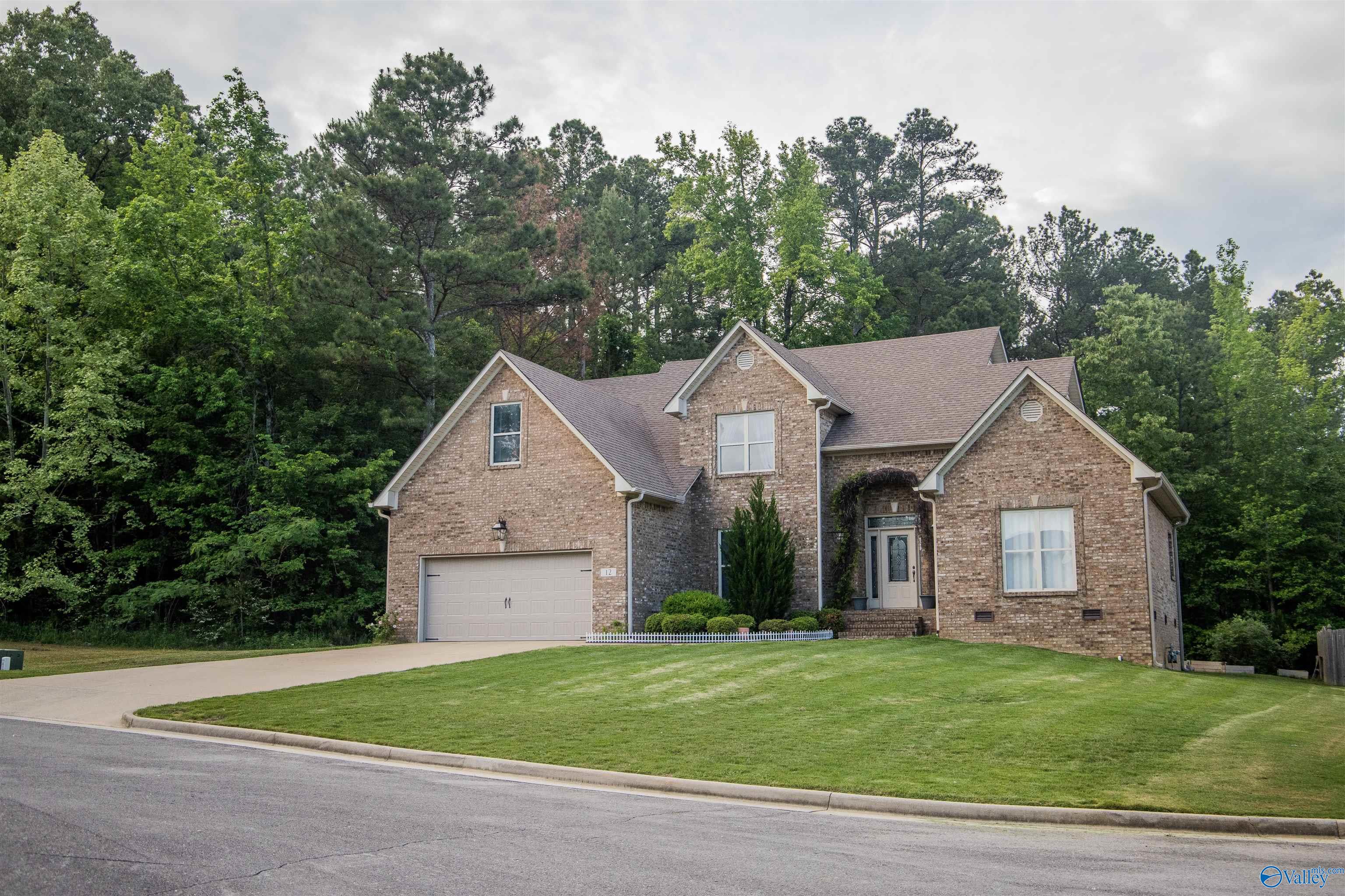 12 Hawthorn Way, Trinity, Alabama image 3