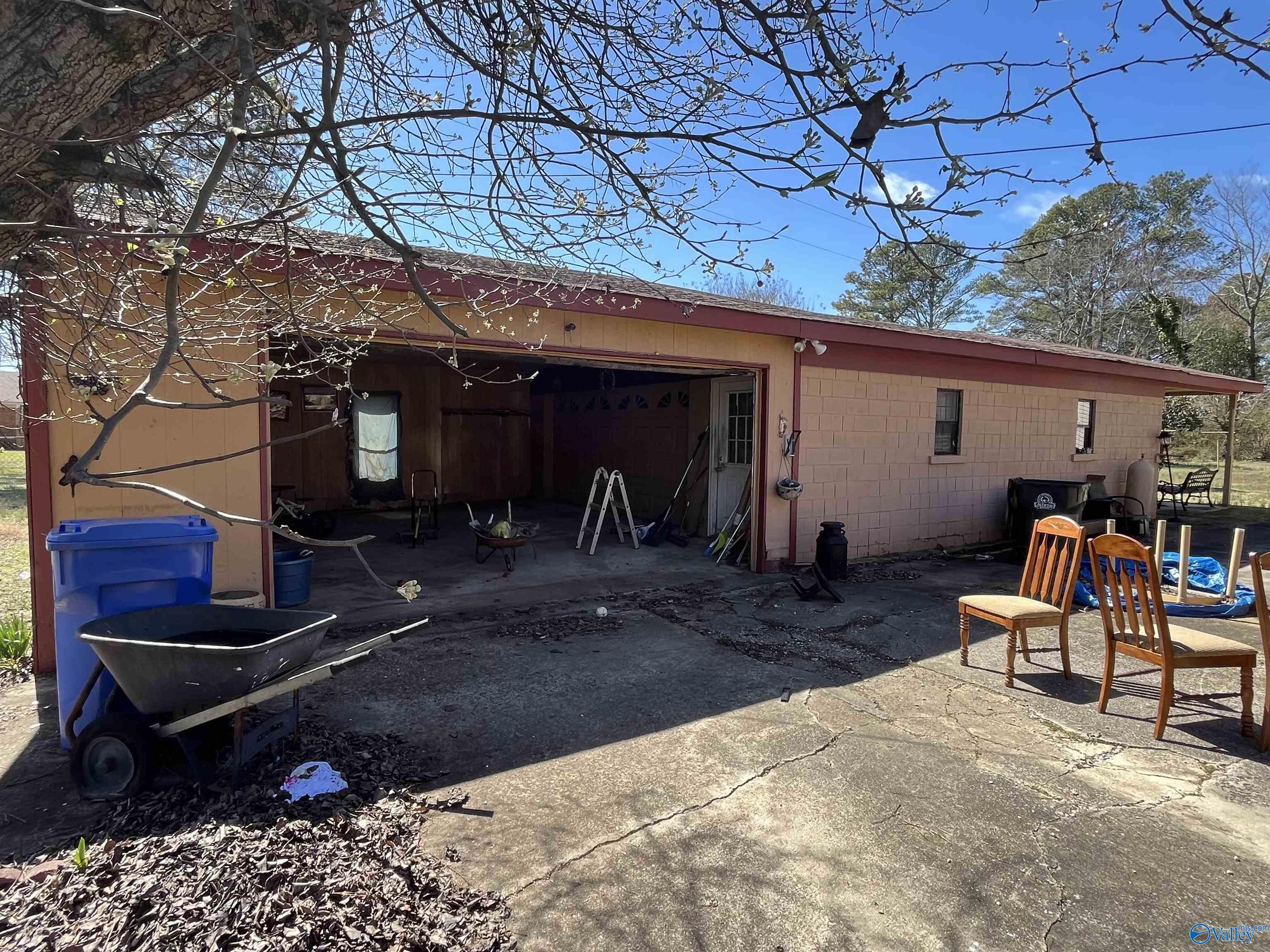 22160 Hood Street, Athens, Alabama image 2