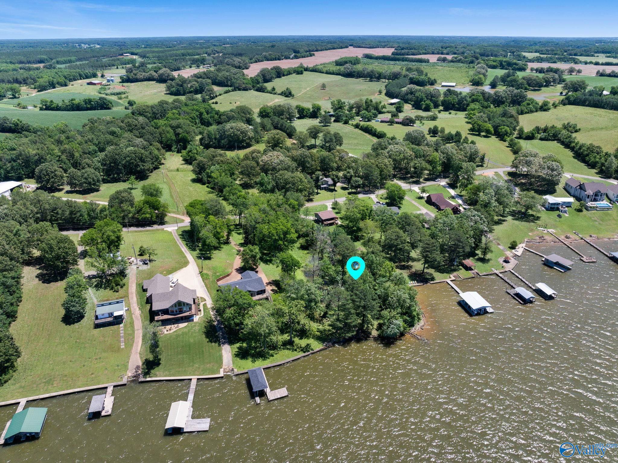 887 Ramblewood Drive, Rogersville, Alabama image 16