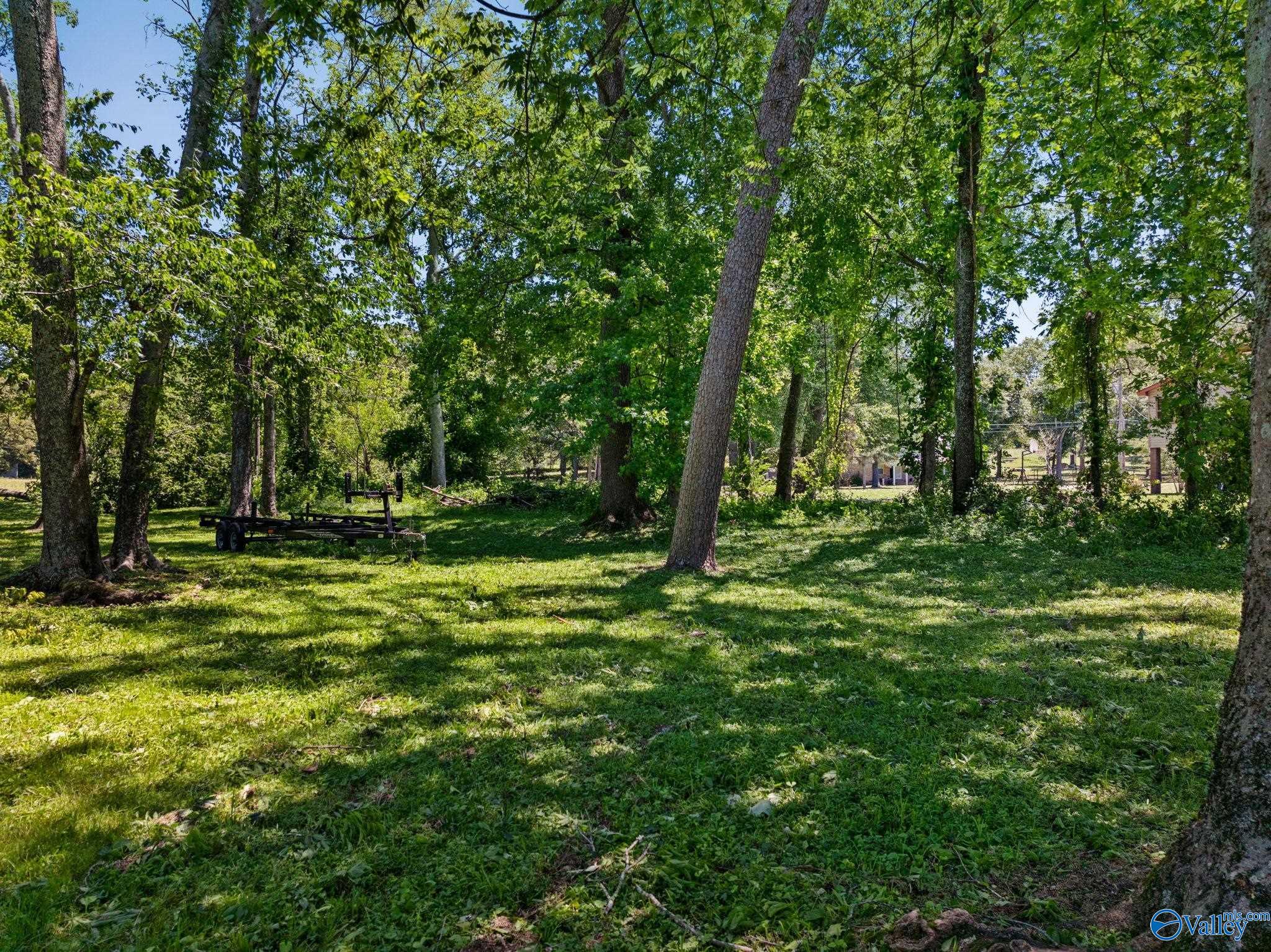 887 Ramblewood Drive, Rogersville, Alabama image 38