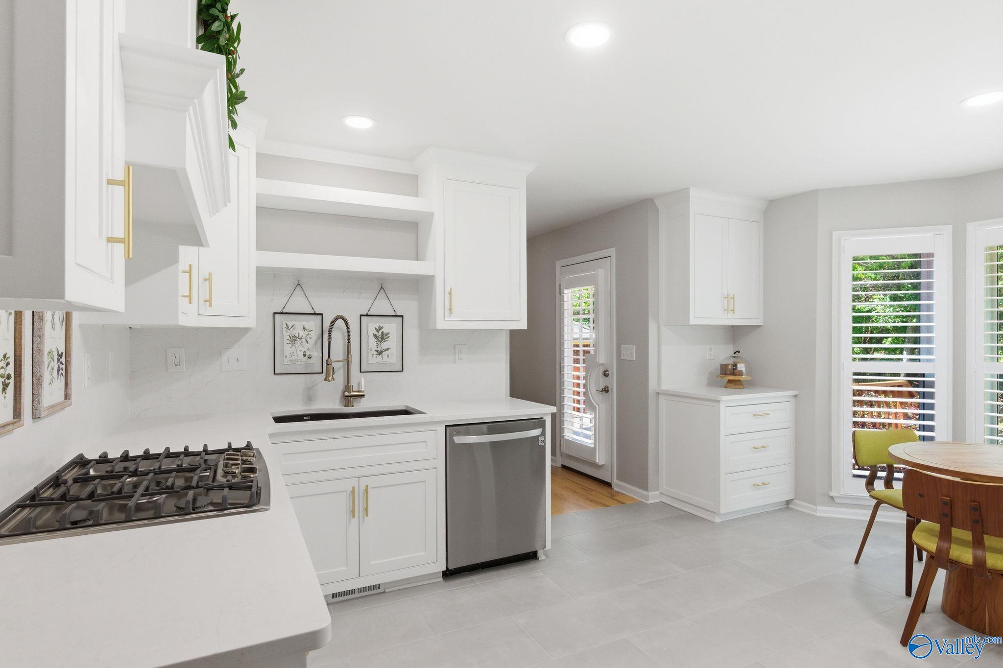 102 Medicine Bend Court