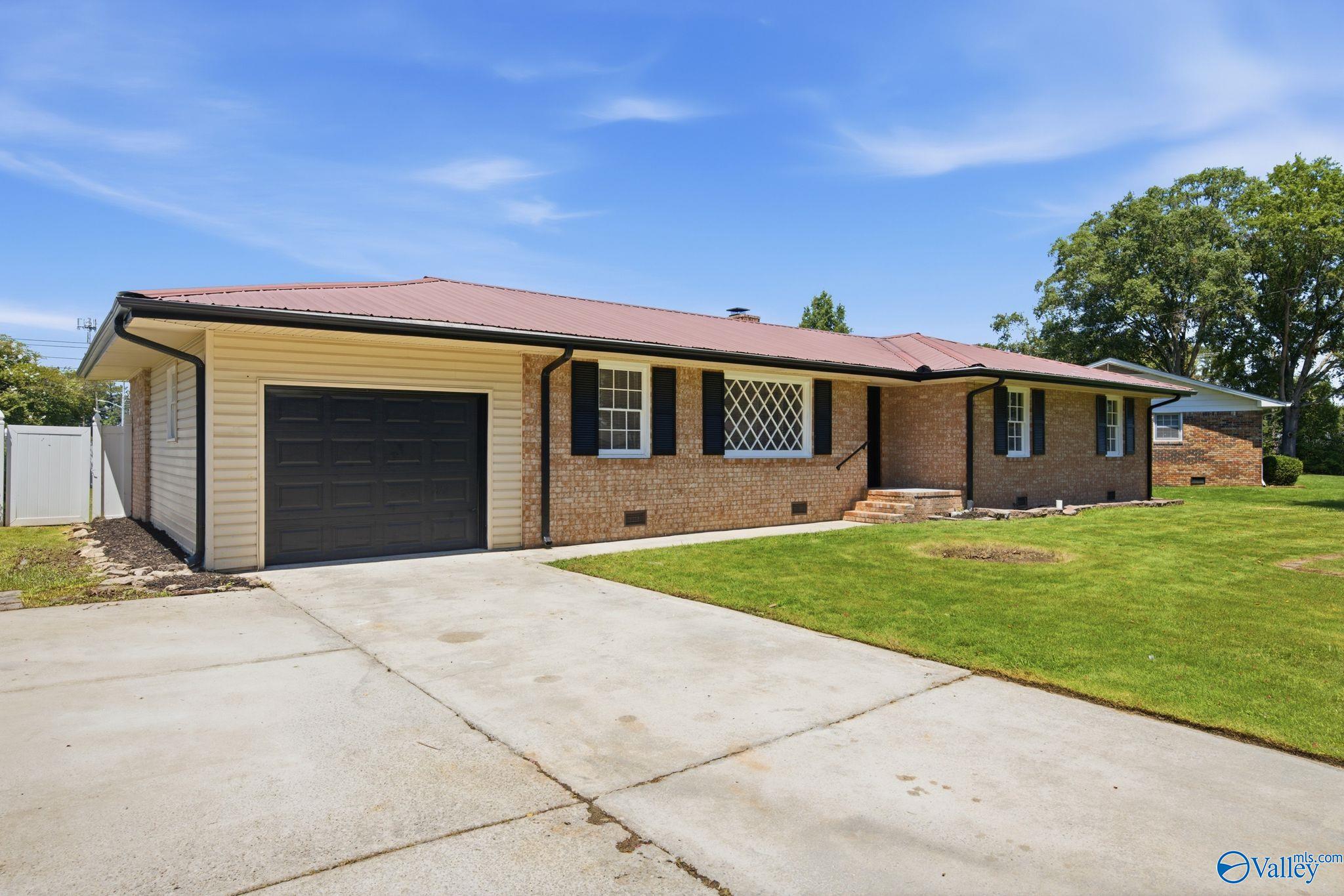 1623 Primrose Drive