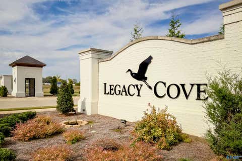 Vacant Land For Sale - LOT 30 Legacy Cove<br/> Decatur, AL 35601
