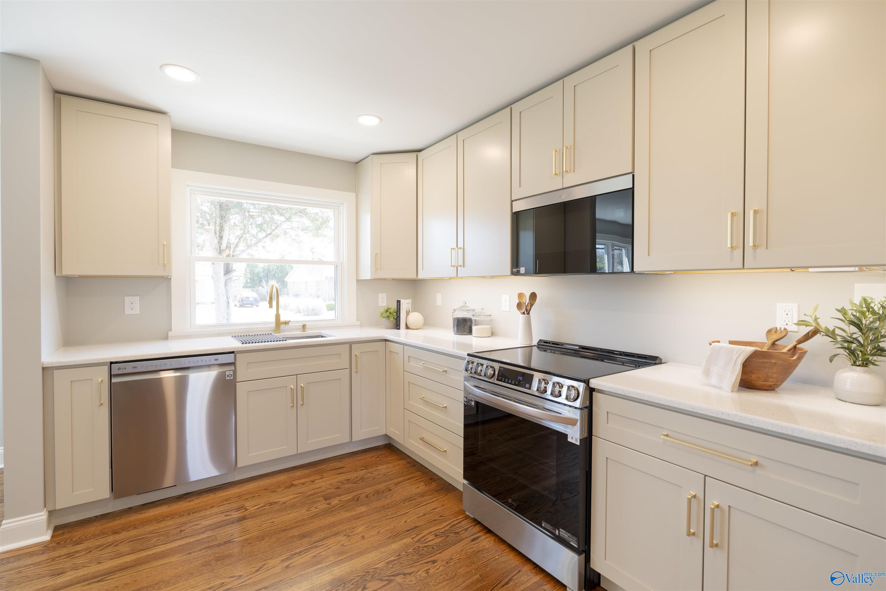 222 Wingate Avenue, Huntsville, Alabama image 15