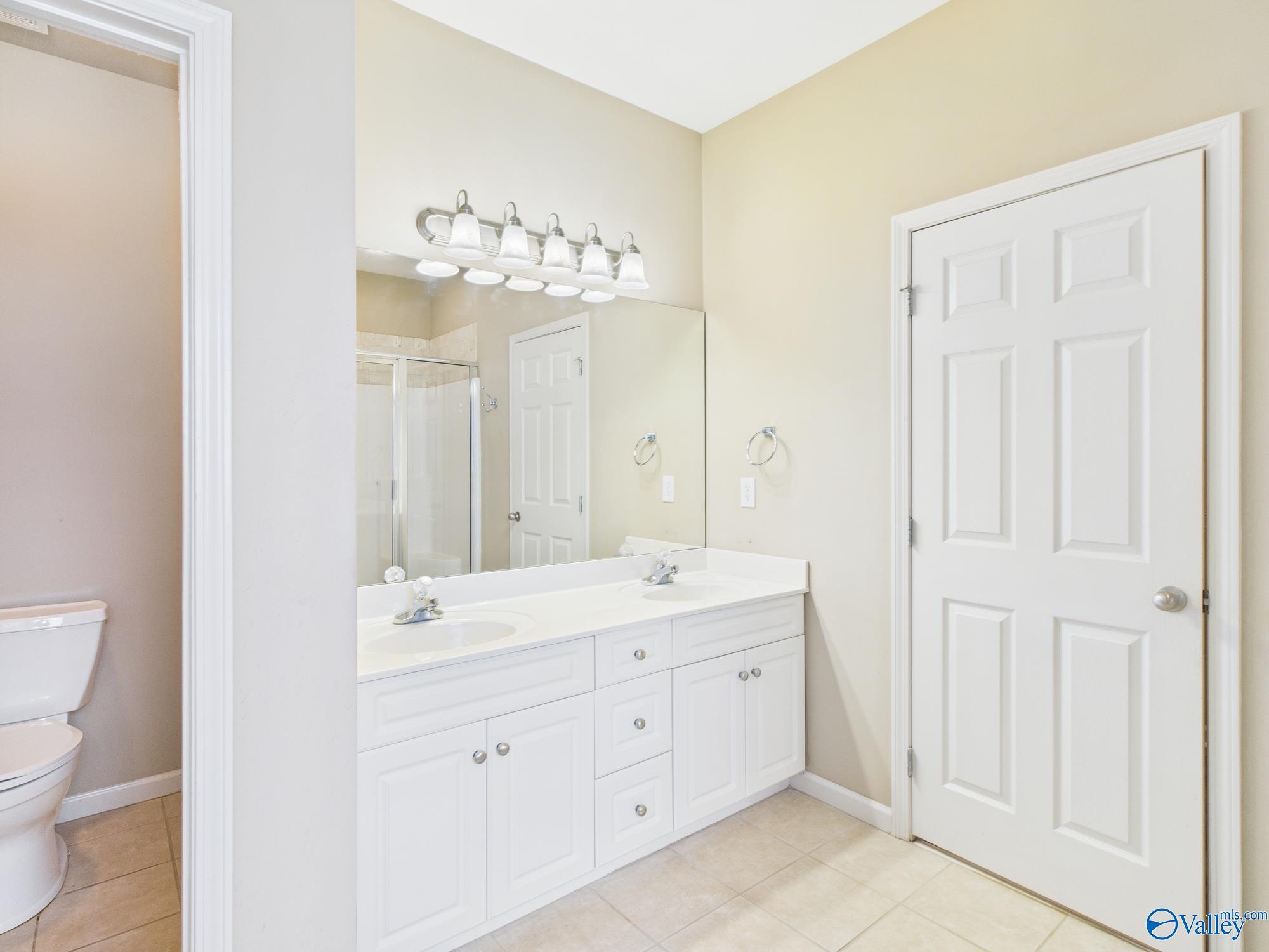 15825 Elaine Court, Harvest, Alabama image 11