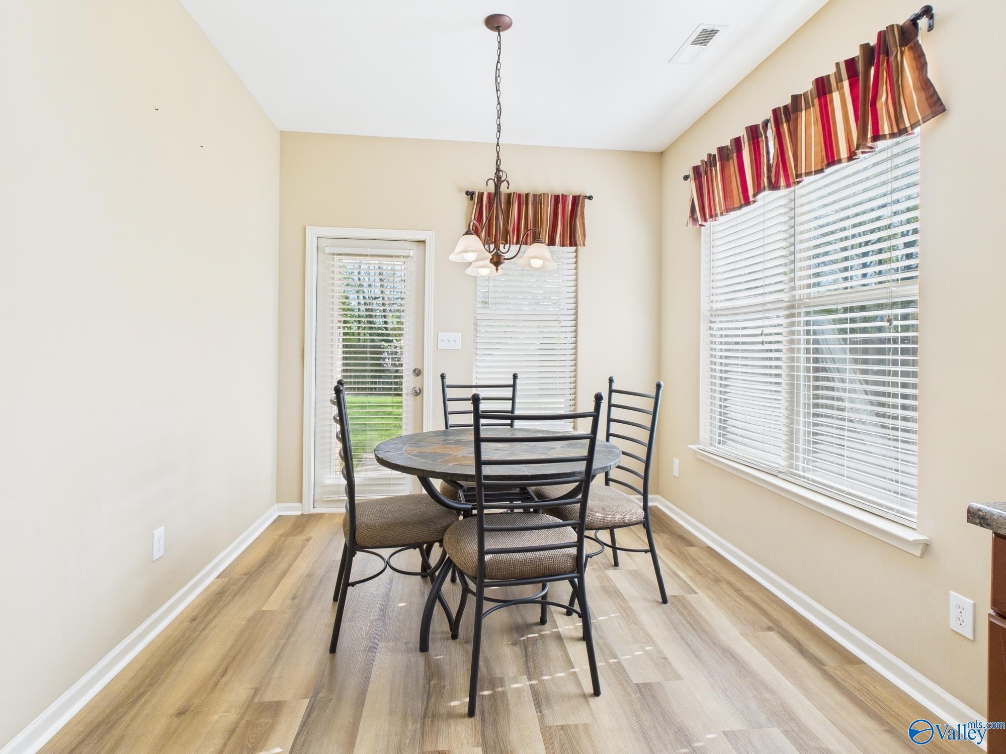 15825 Elaine Court, Harvest, Alabama image 9