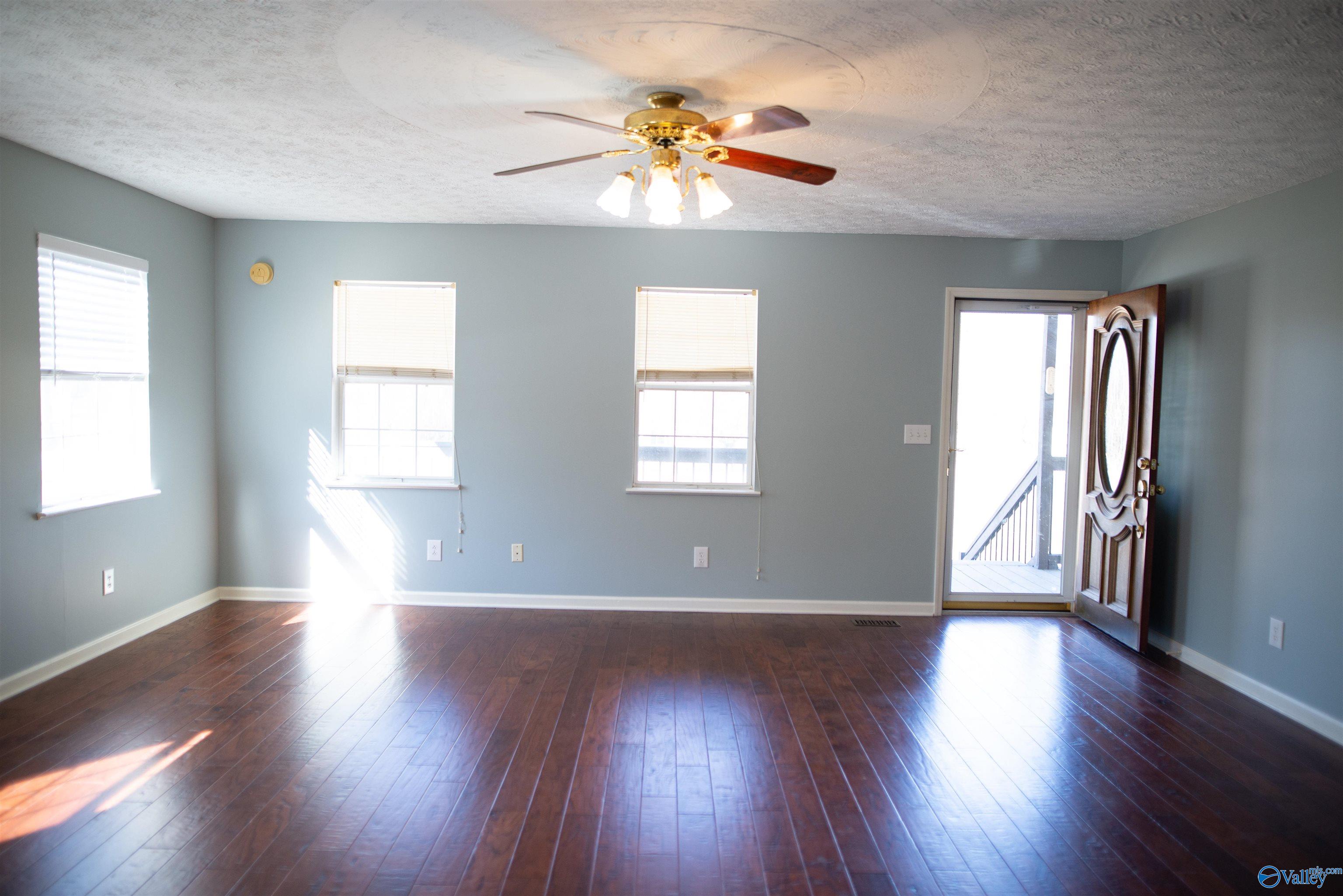 345 County Road 1535