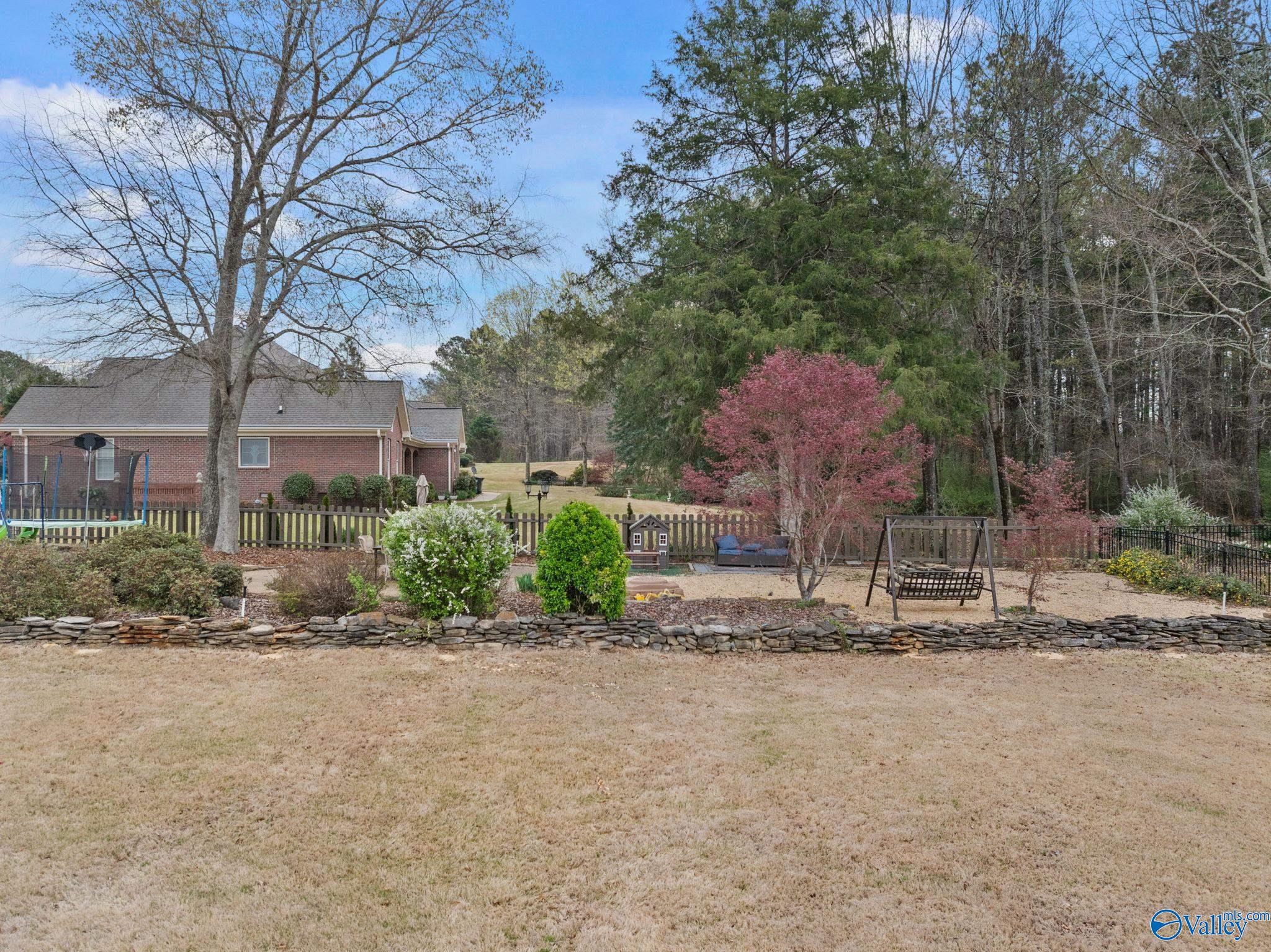 24906 Charleston Place, Athens, Alabama image 37
