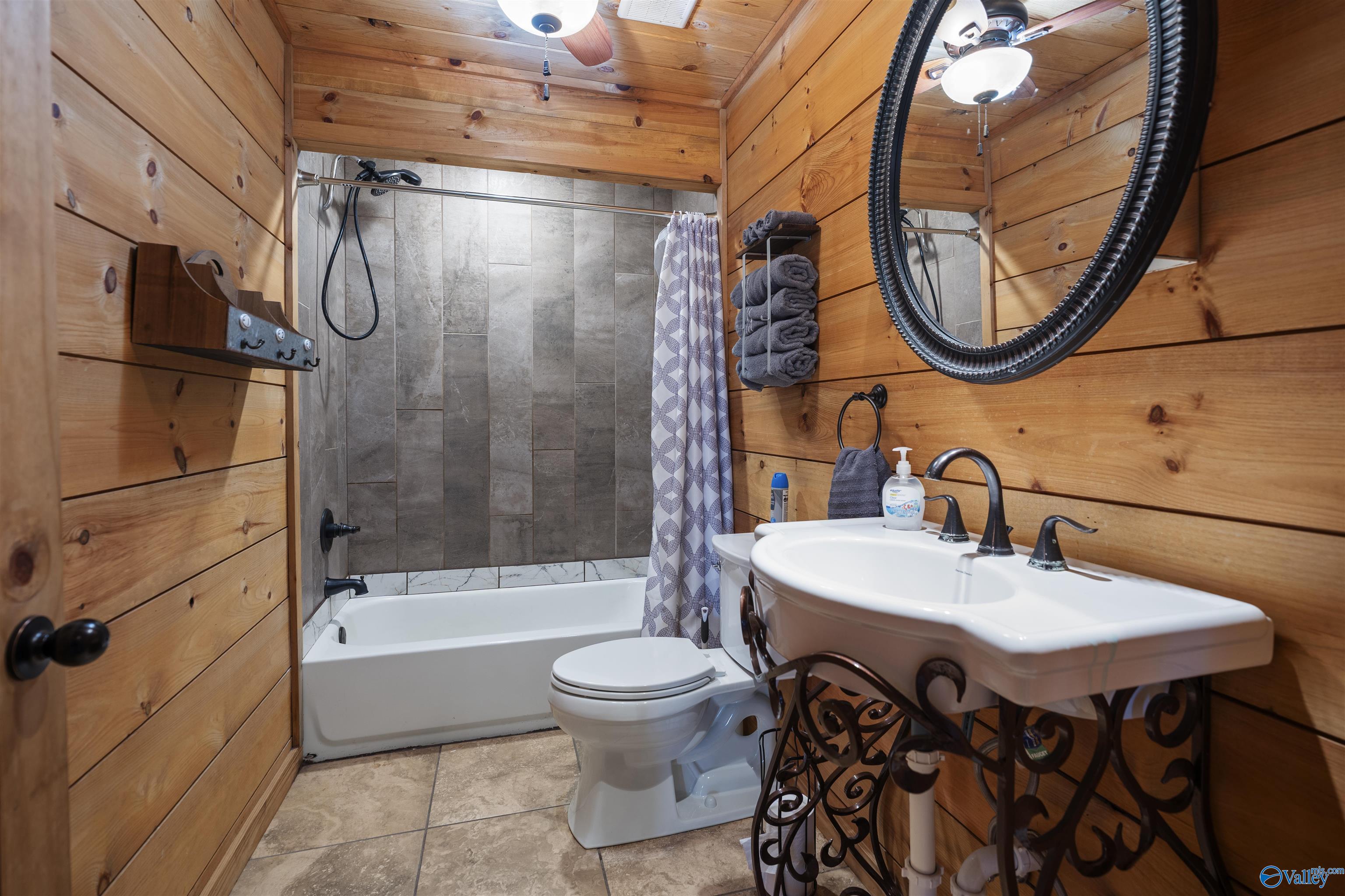 25924 John T Reid Parkway, Scottsboro, Alabama image 9