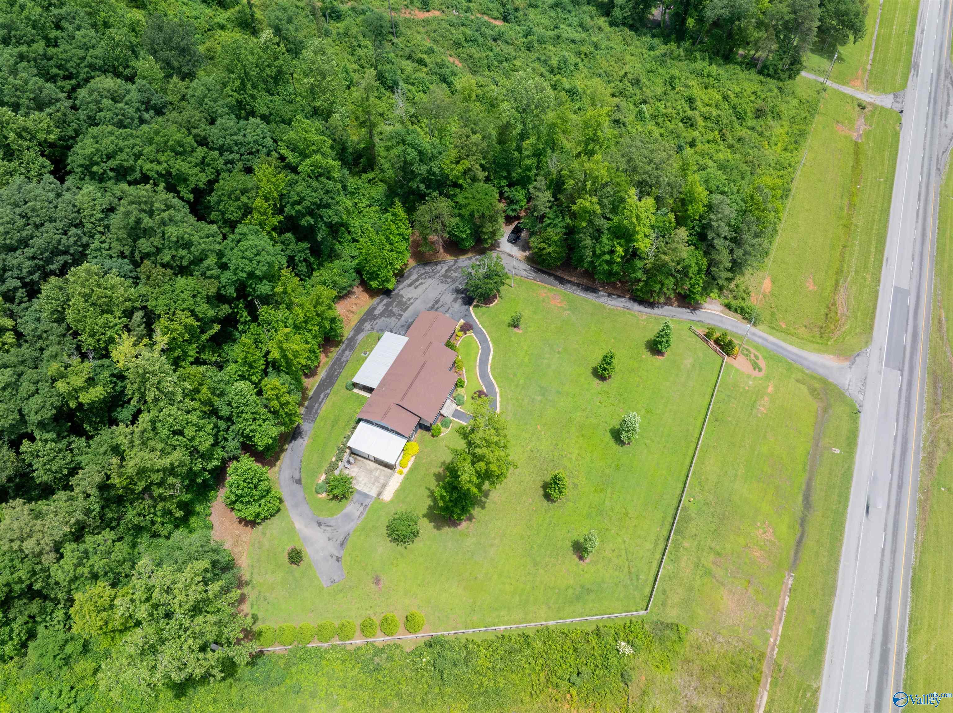 25924 John T Reid Parkway, Scottsboro, Alabama image 32