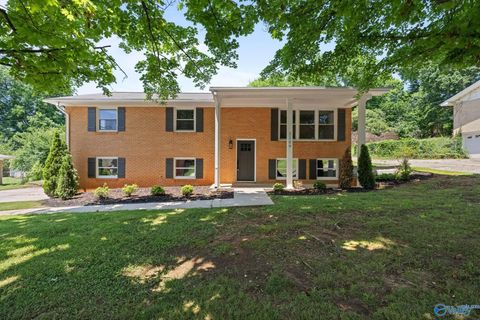 Homes For Sale - 2209 Maysville Road<br/> Huntsville, AL 35811