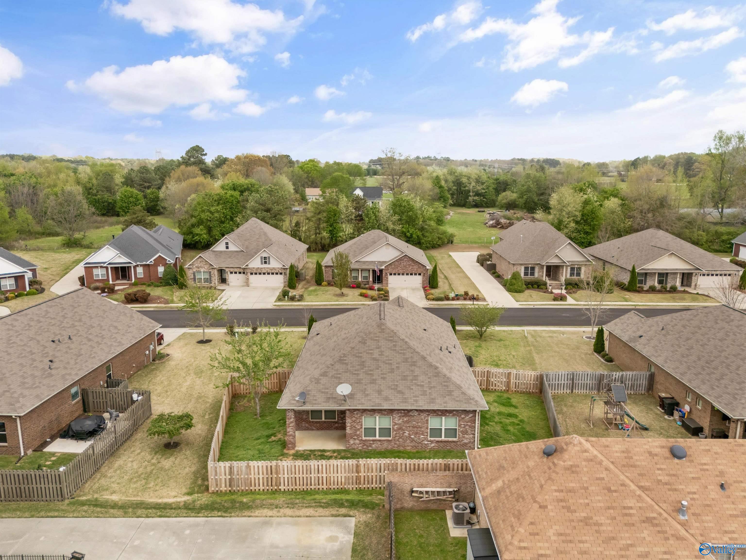 26991 Mill Creek Drive, Athens, Alabama image 38