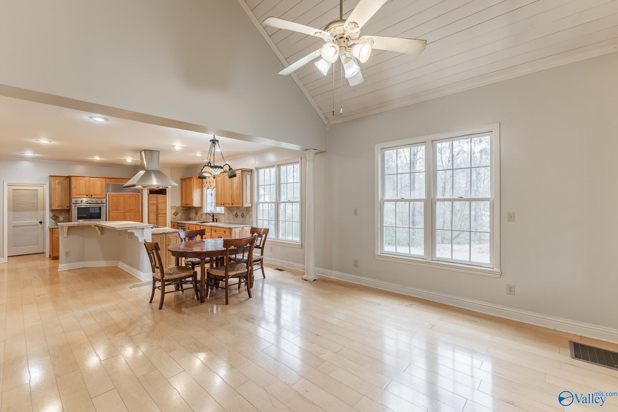11086 Drennen Drive, Tanner, Alabama image 16