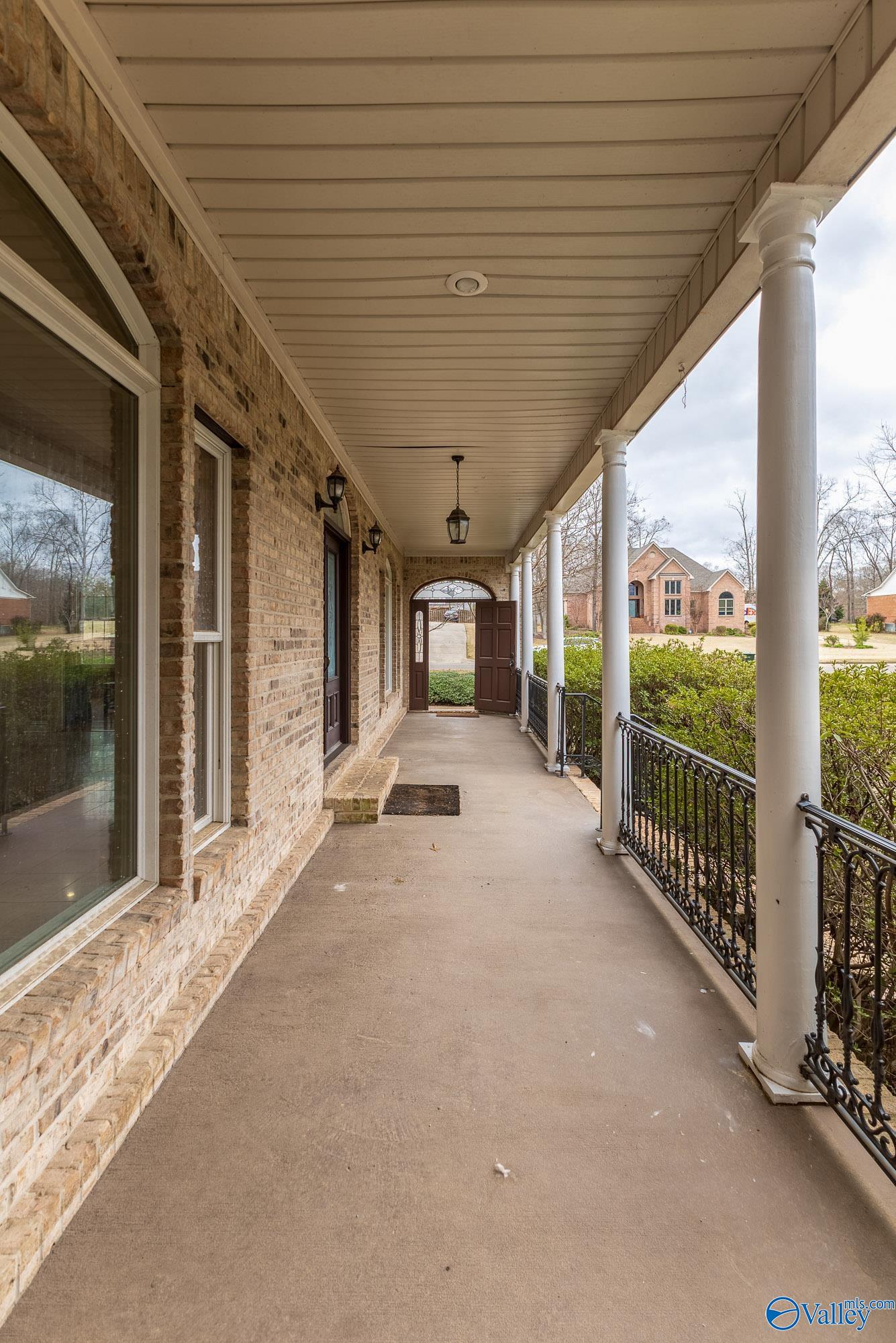 11086 Drennen Drive, Tanner, Alabama image 2