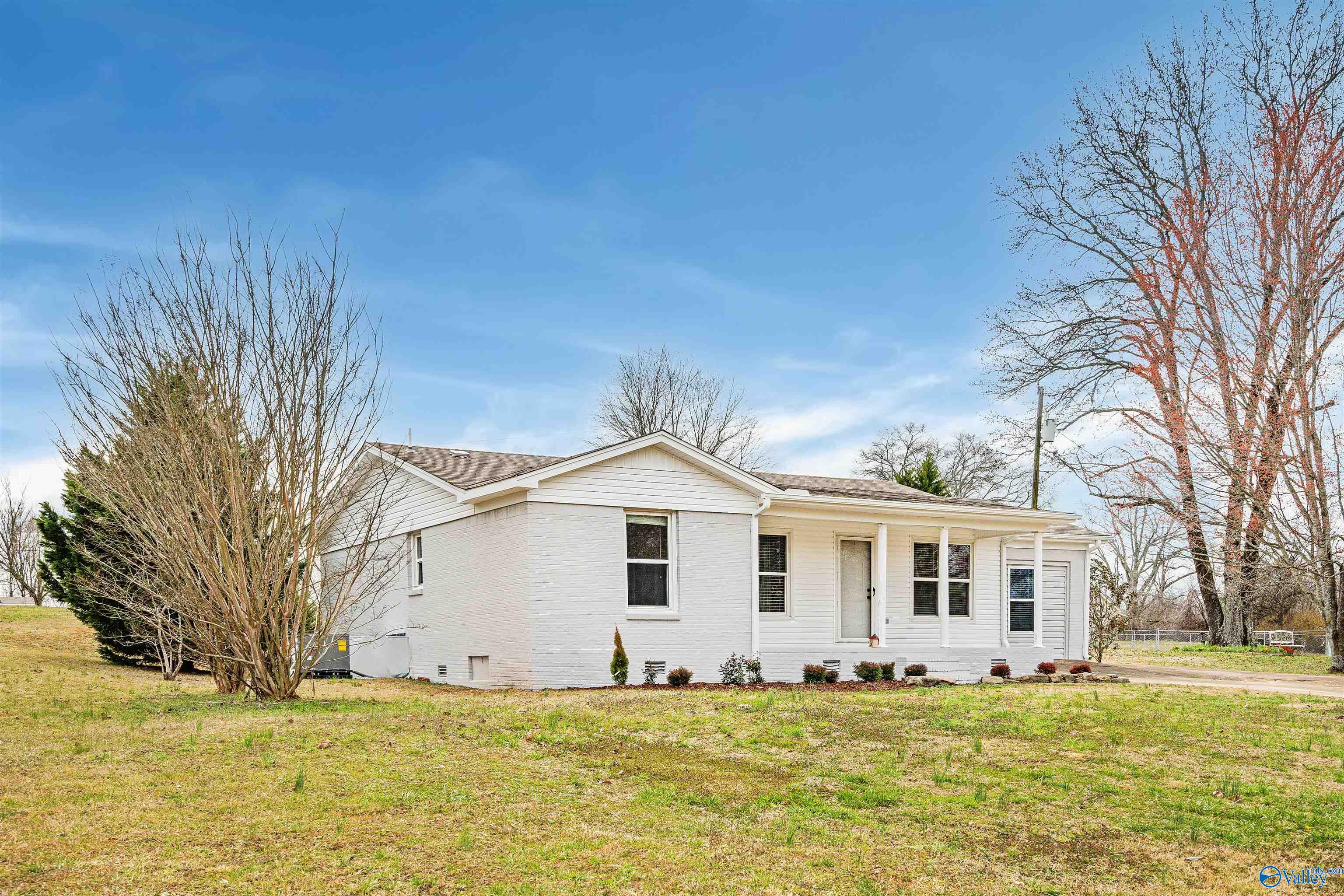 14574 Milton Lane, Elkmont, Alabama image 3