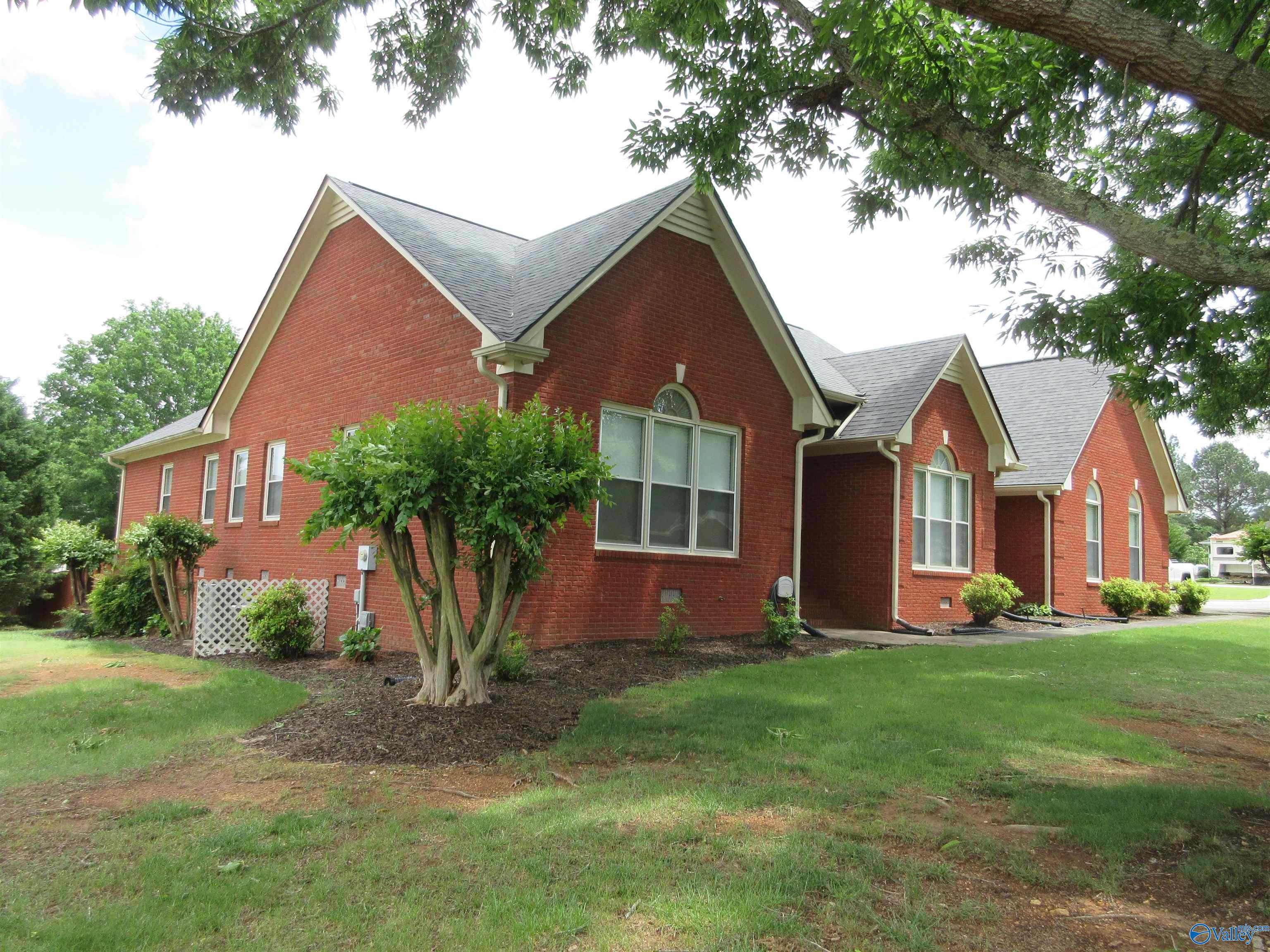 1211 Cimarron Drive, Scottsboro, Alabama image 8