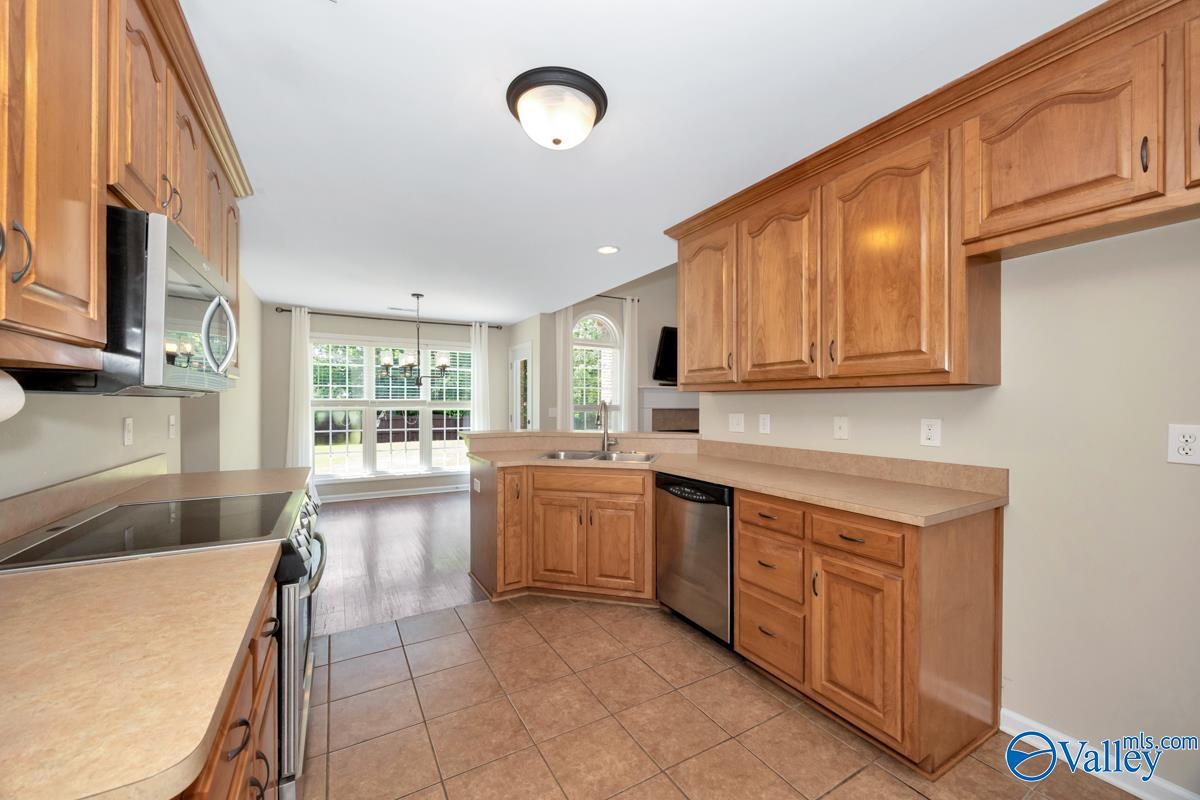 114 Brier Rose Lane, Harvest, Alabama image 14