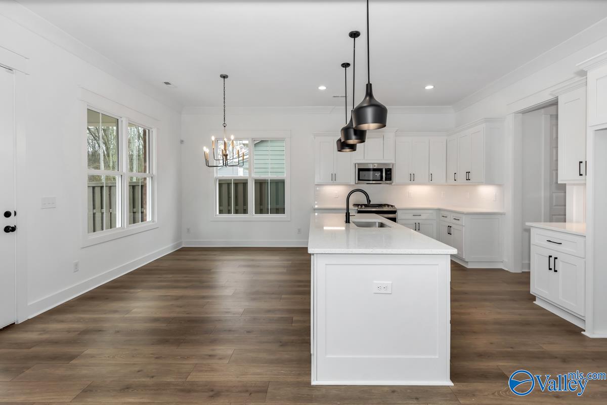 7913 Autumn Glen Drive, Owens Cross Roads, Alabama image 16