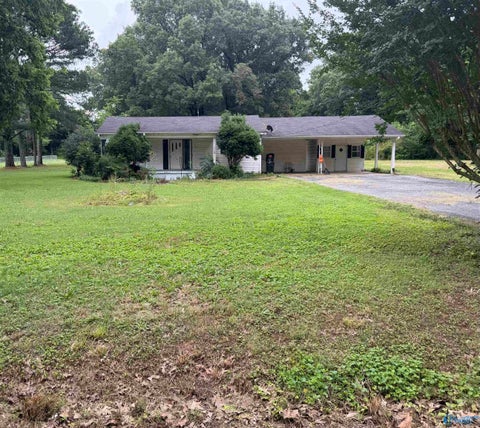 Homes For Sale - 2178 County Road 265<br/> Lawrence County, Town Creek, AL 35672