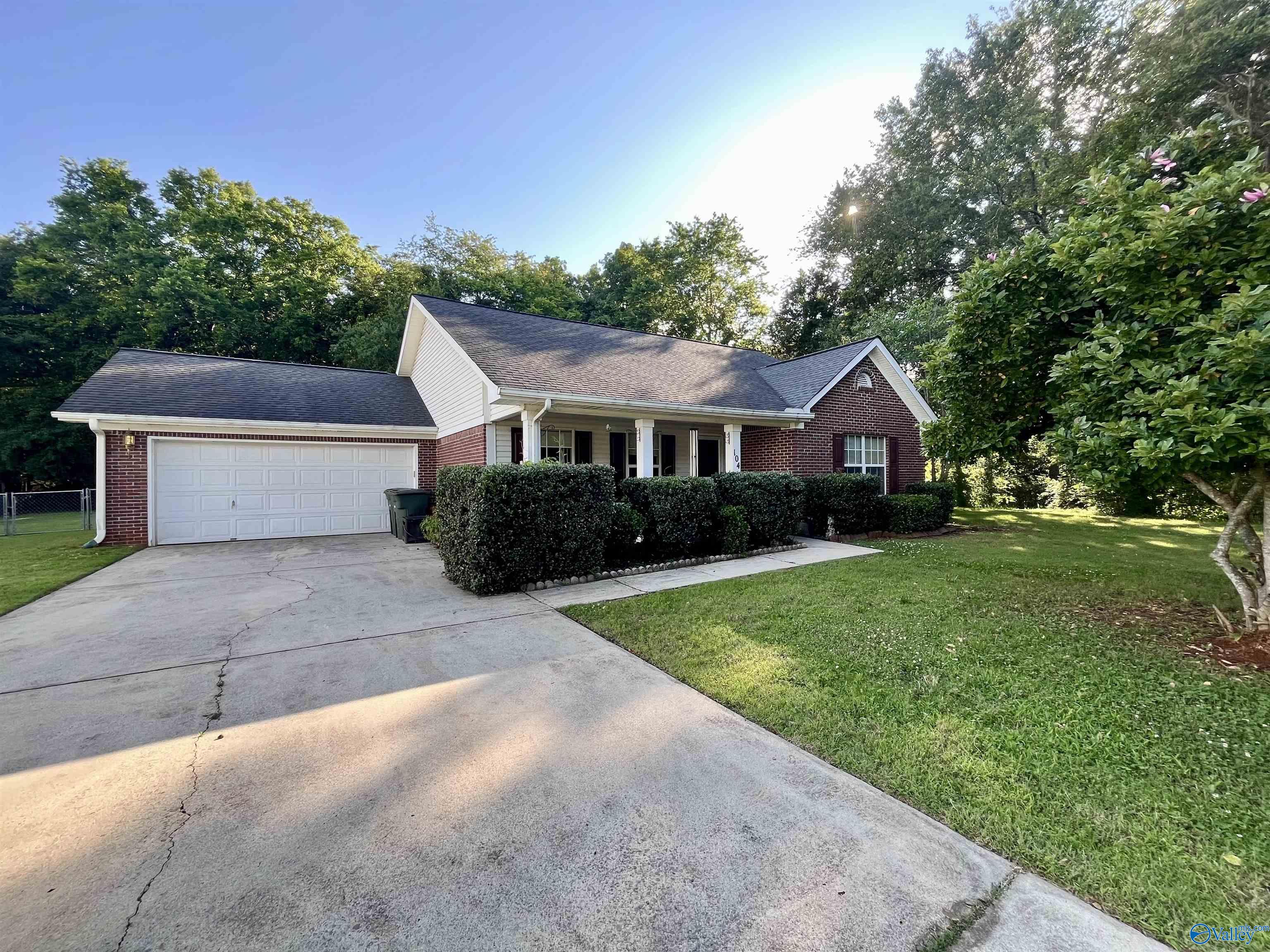 104 Maidencane Circle, Meridianville, Alabama image 1
