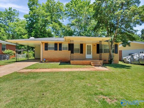 Homes For Sale - 3018 Holiday Drive<br/> Huntsville, AL 35805