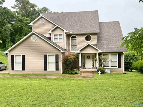 Homes For Sale - 3392 Cedar Lane<br/> Marshall County, Guntersville, AL 35976