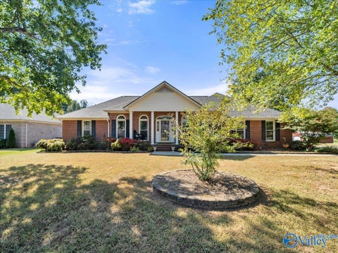 Homes For Sale - 112 Kimberly Lou Blvd<br/> Huntsville, AL 35811