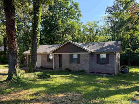 Homes For Rent - 1306 Sparkman Street<br/> Hartselle, AL 35640