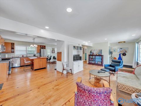 Apartment For Sale - 706 Meadowview Street<br/> Athens, AL 35611