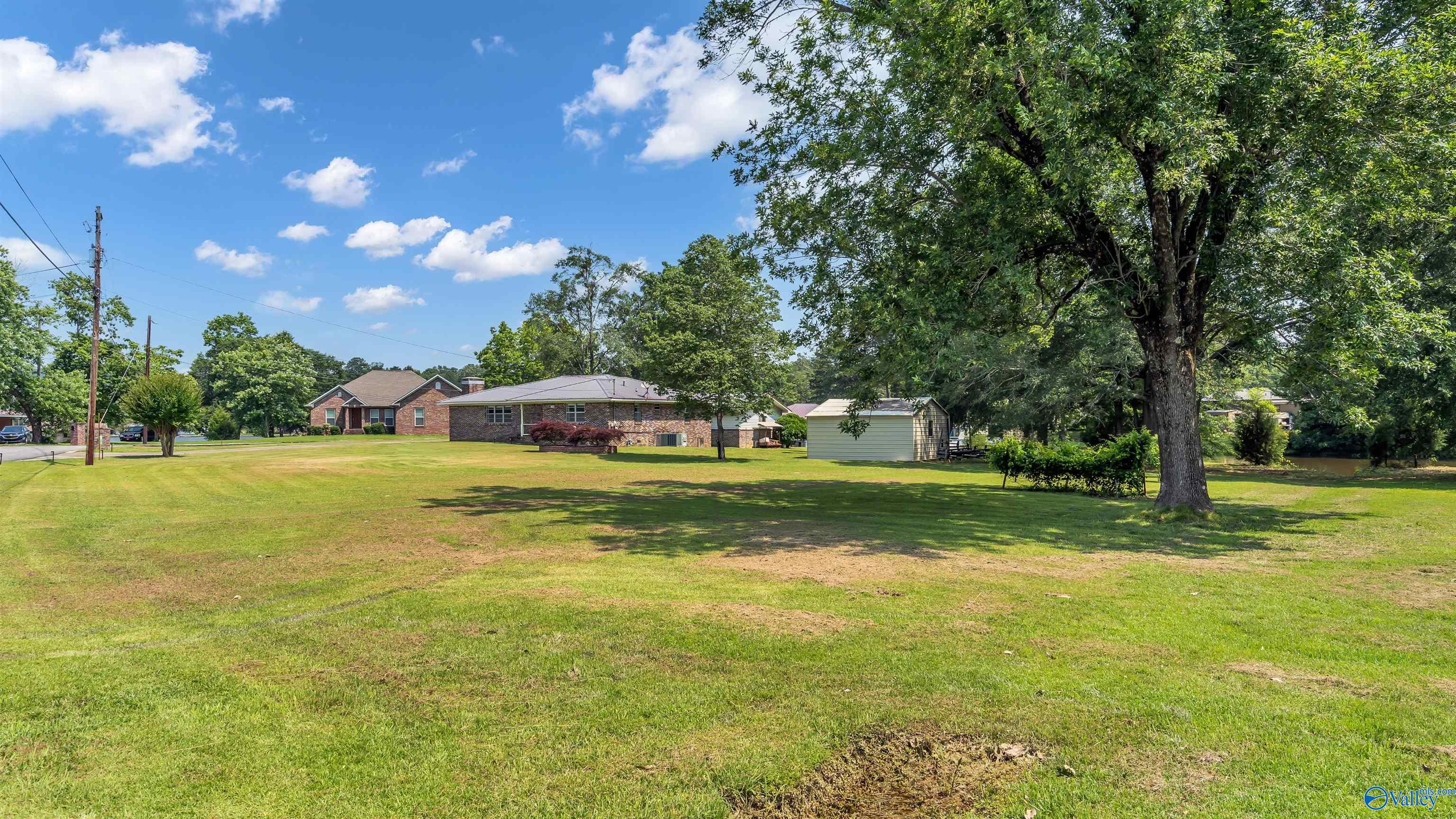 130 Vada Drive, Rainbow City, Alabama image 3