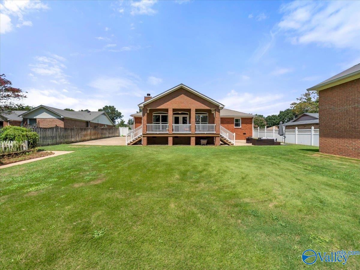 228 Pin Oak Drive