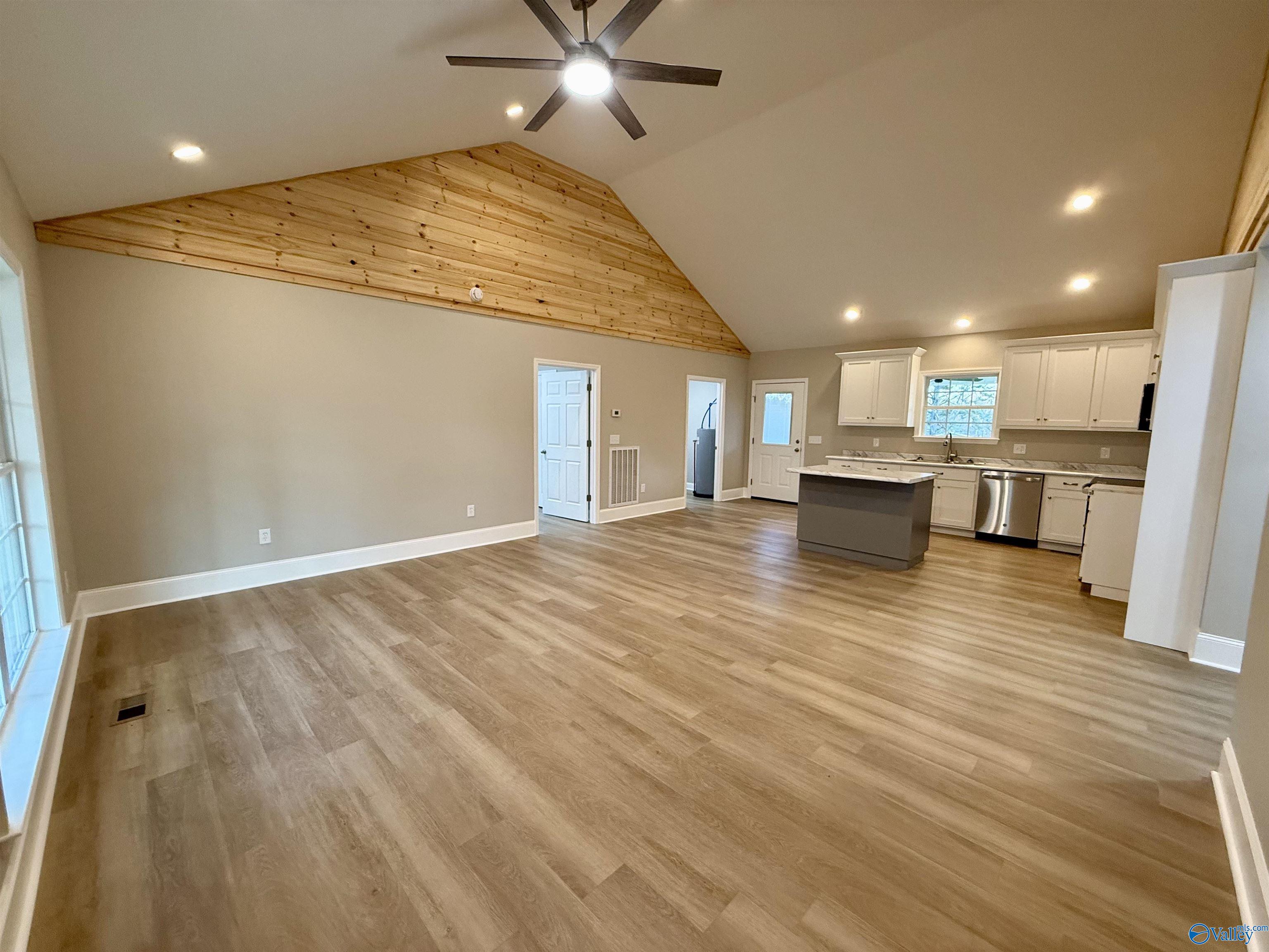 720 County Road 1447