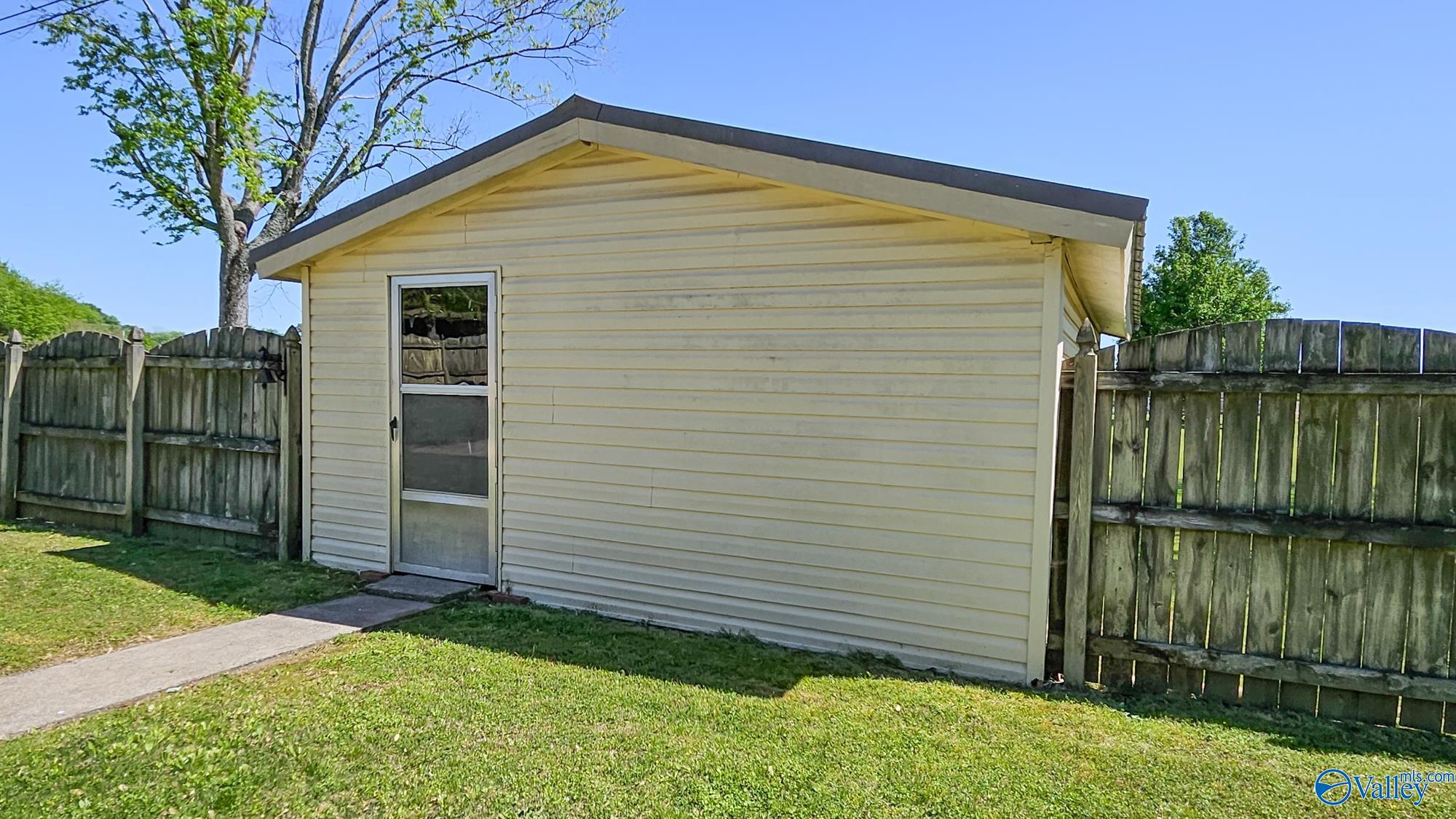 1411 W Washington Street, Athens, Alabama image 21