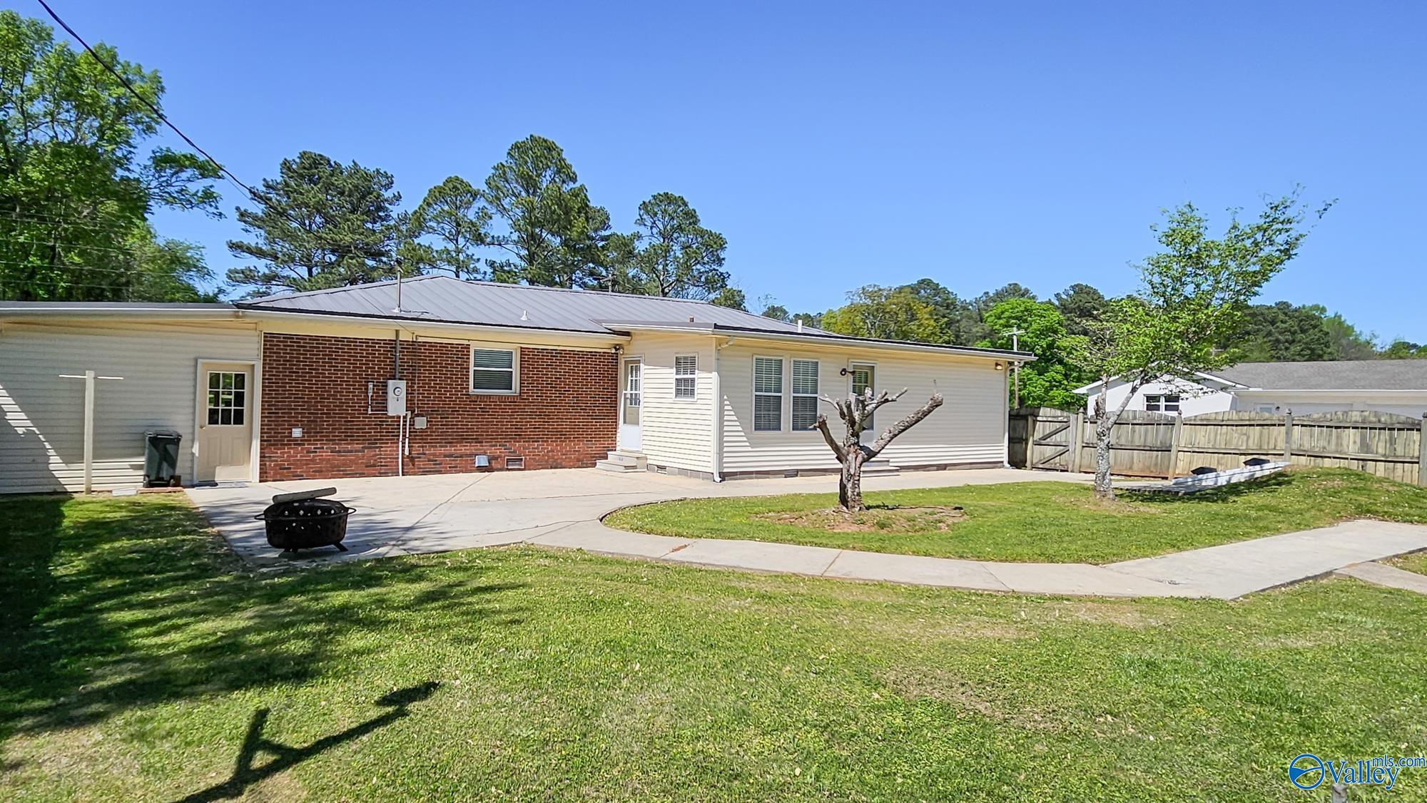 1411 W Washington Street, Athens, Alabama image 23