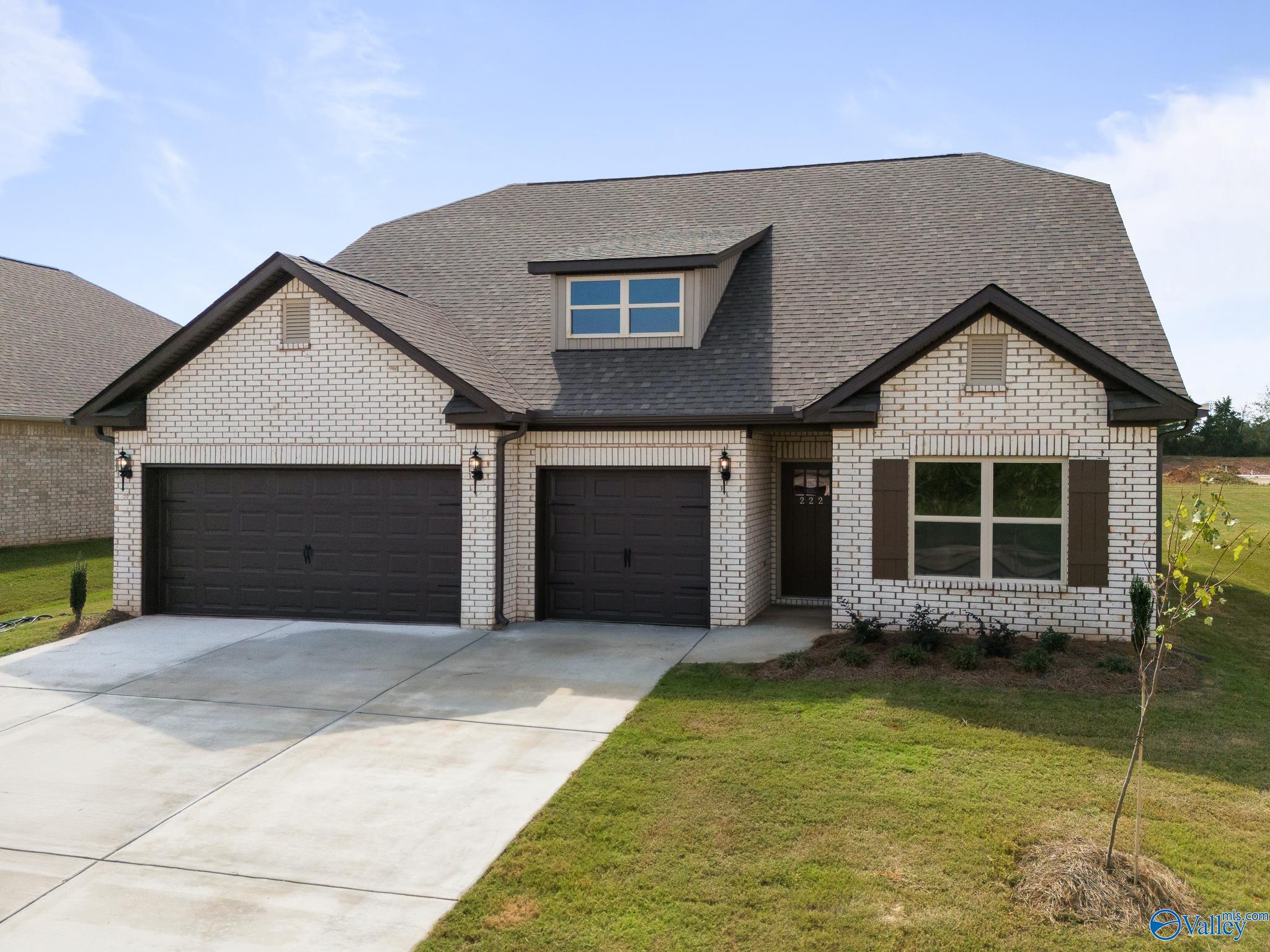 425 Ledgeway Drive, Harvest, Alabama image 1