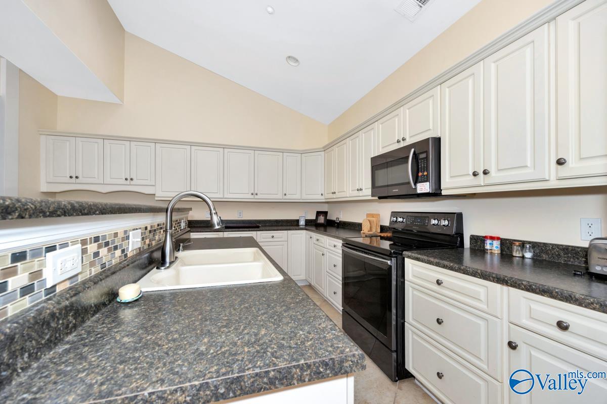 77 Valley Way Circle #77, Huntsville, Alabama image 16