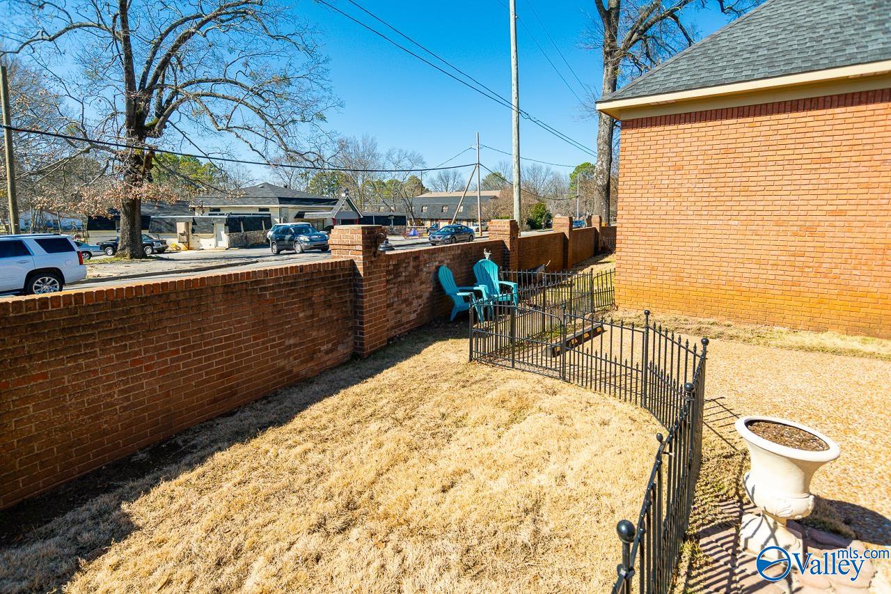 1707 SE Magnolia Court, Decatur, Alabama image 6