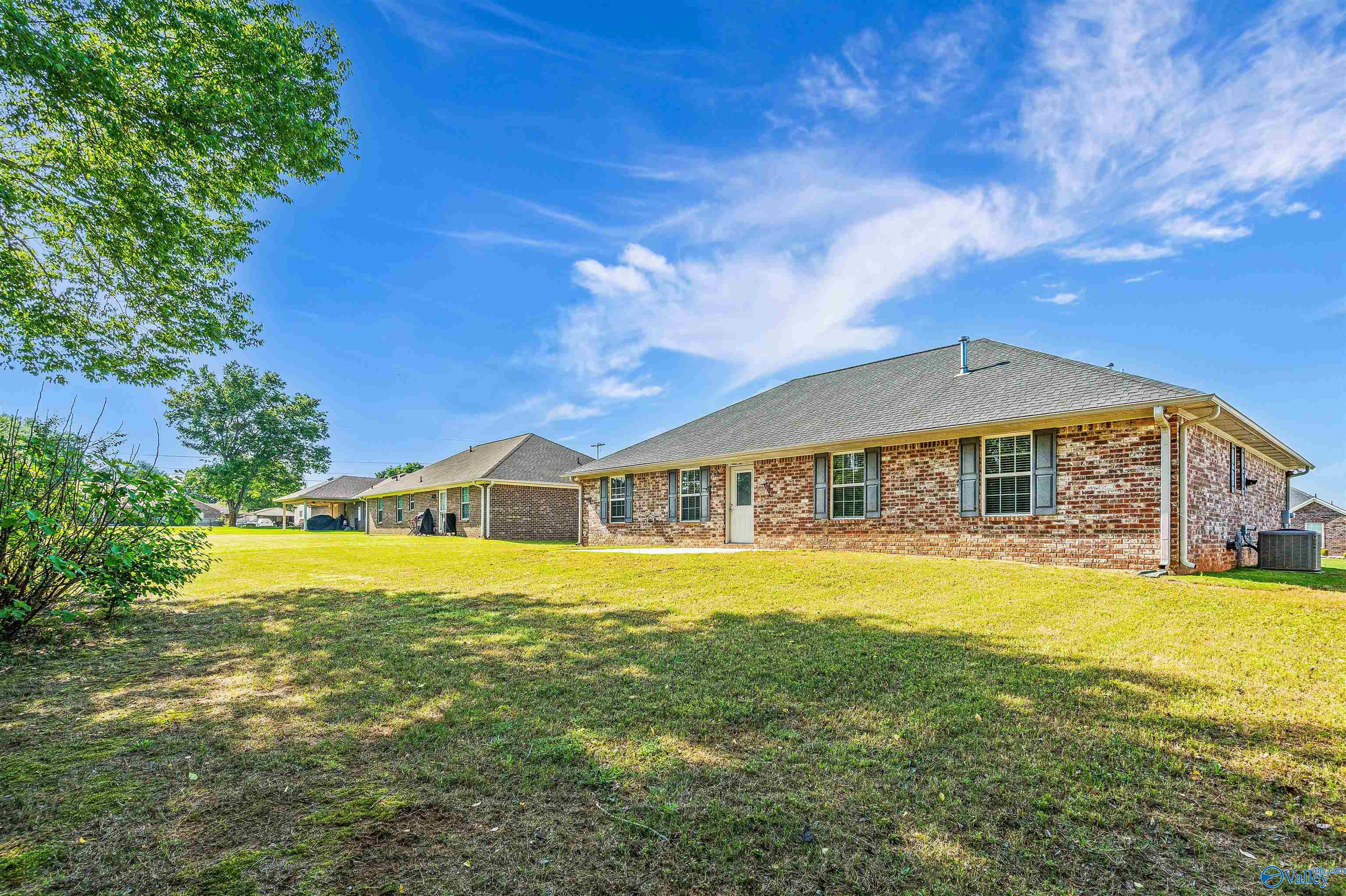 19048 Racheals Loop, Athens, Alabama image 24