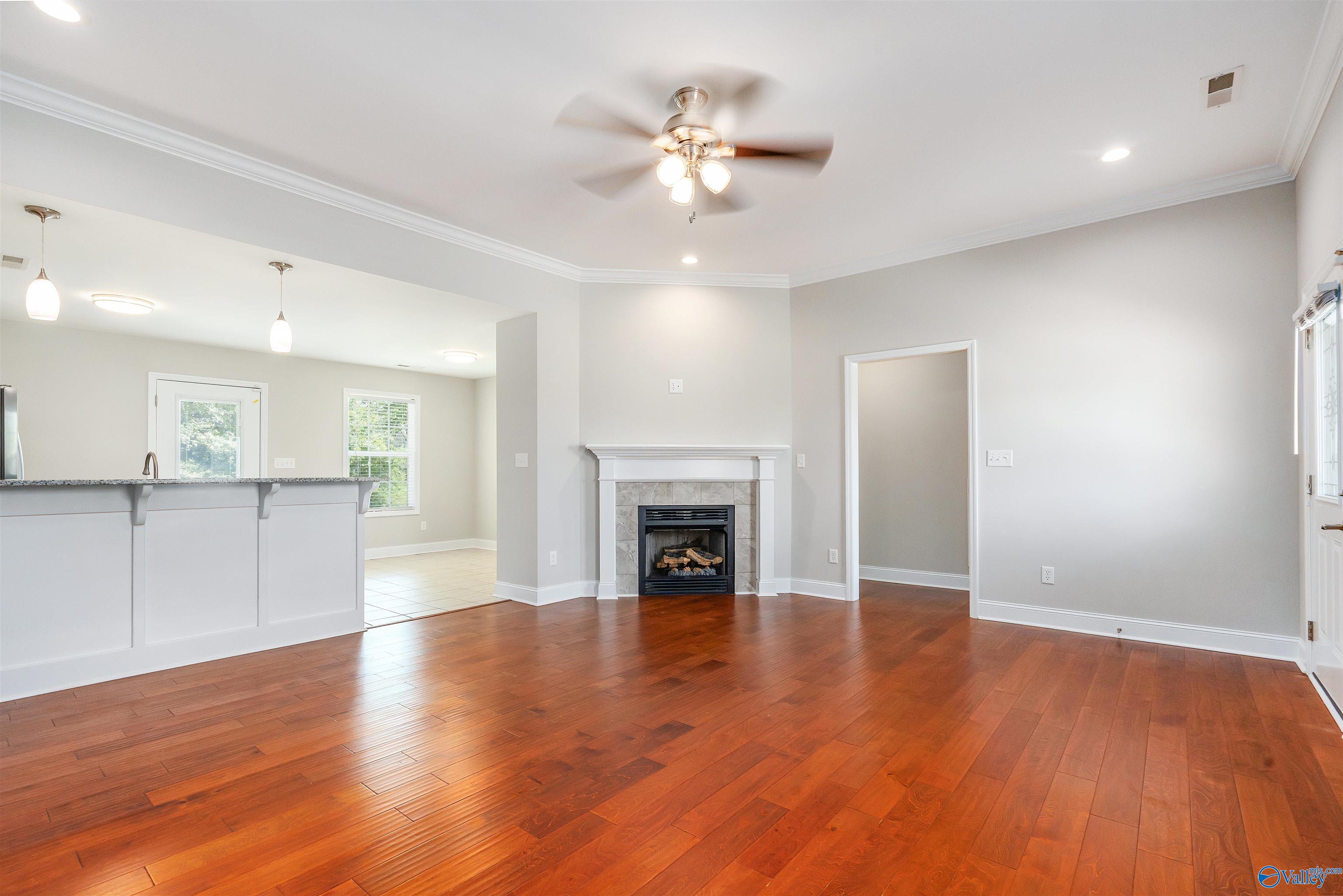 19048 Racheals Loop, Athens, Alabama image 5