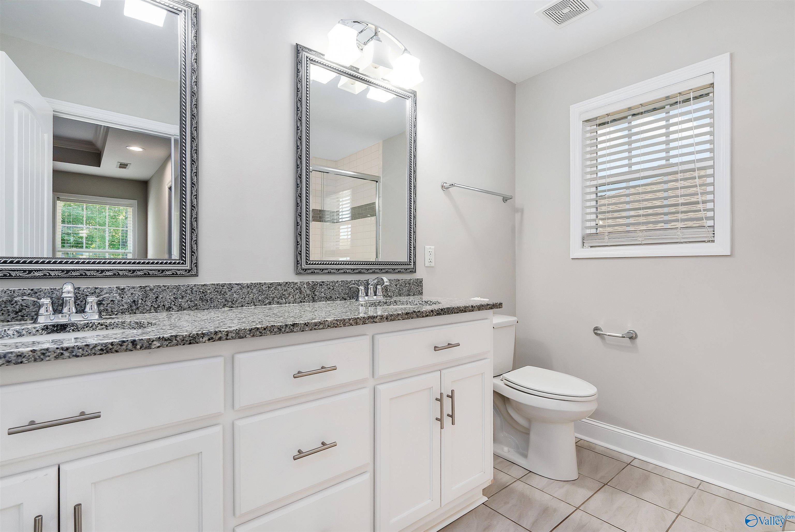 19048 Racheals Loop, Athens, Alabama image 15