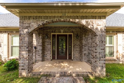 Homes For Sale - 118 Henson Drive<br/> Huntsville, AL 35811
