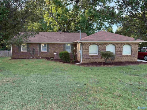 Homes For Sale - 307 Big Oak Lane<br/> Madison, AL 35758