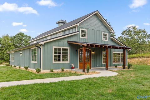 Photo of 198 County Road 169, Higdon, AL 35979 (MLS # 21913622)